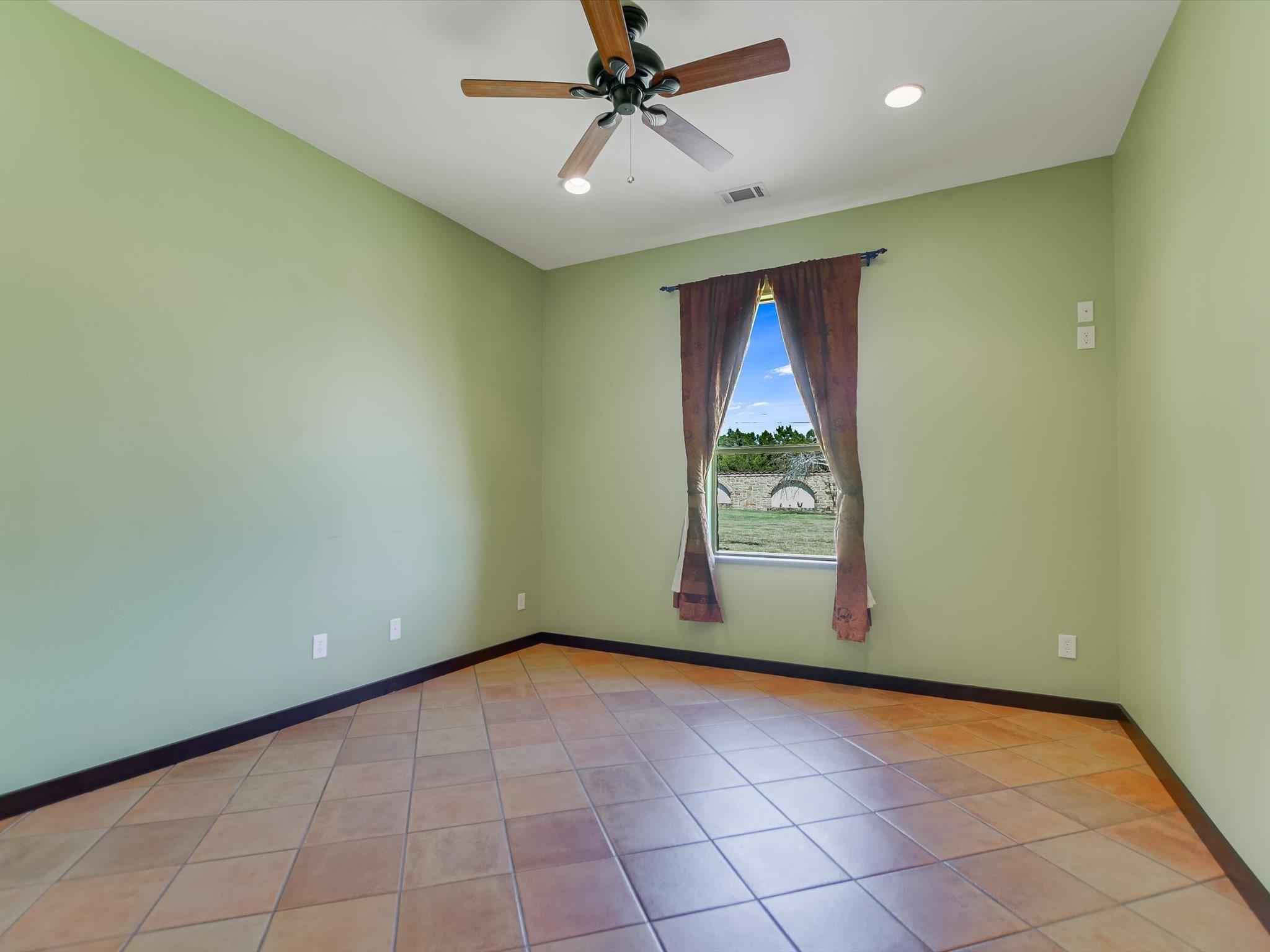 14707 Fm 2769 Rd Property Photo 16