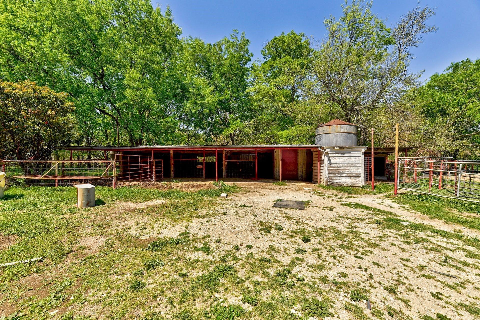 20 Pillow Rd Property Photo 17
