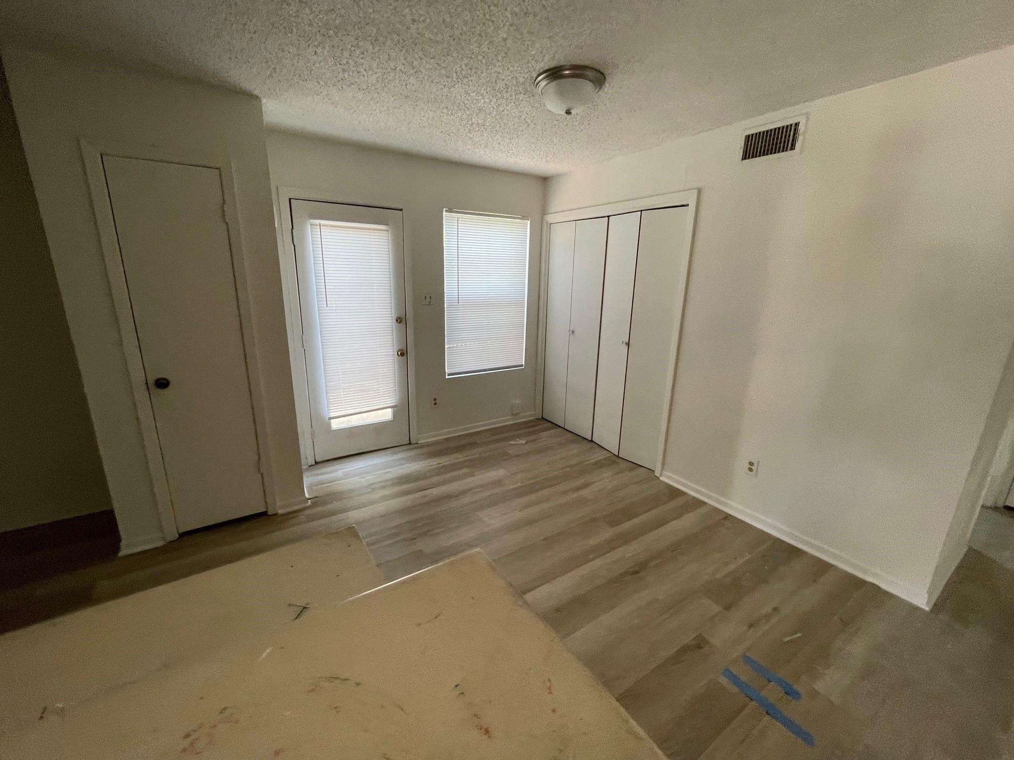 1607 Onion Creek Village Dr D Property Photo 3