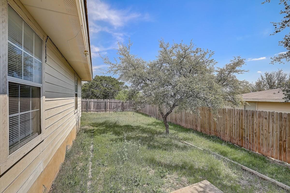 21633 Boggy Ford Rd Property Photo 30