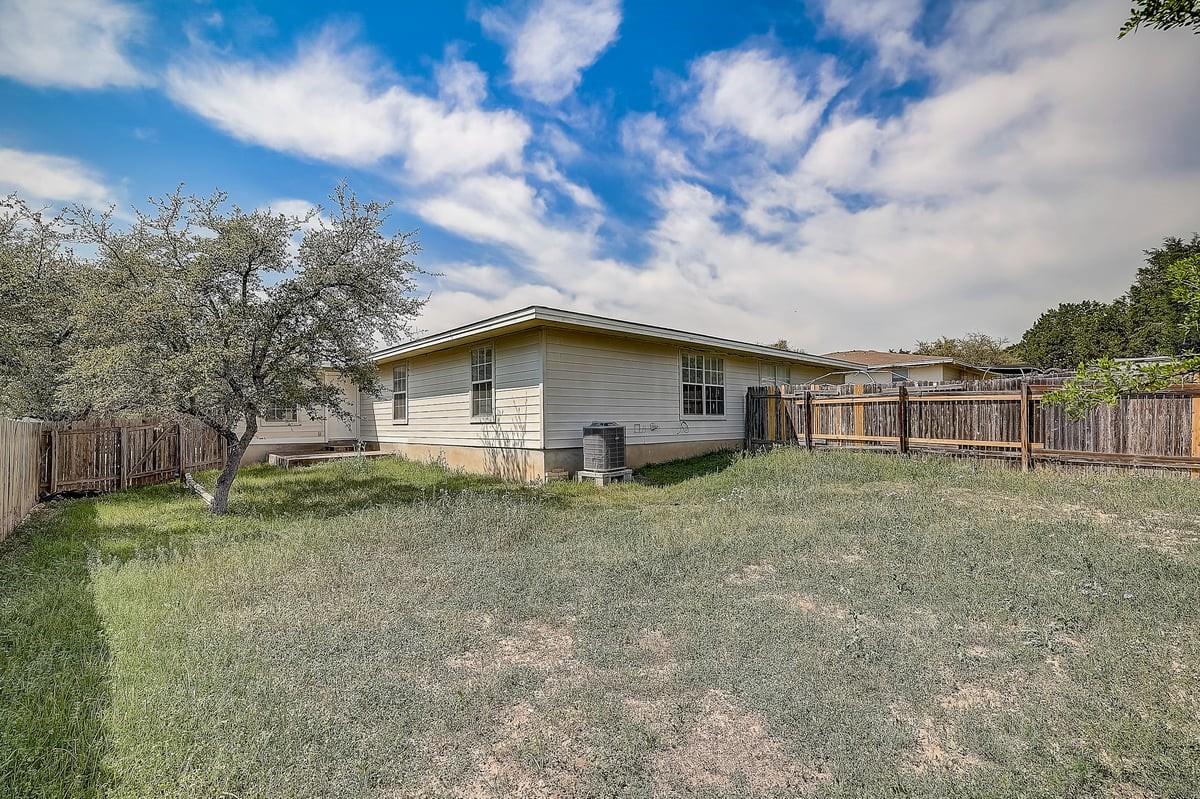 21633 Boggy Ford Rd Property Photo 31