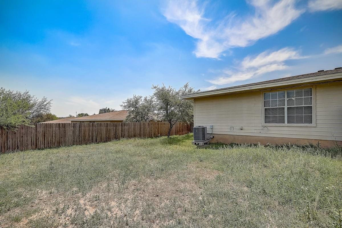 21633 Boggy Ford Rd Property Photo 33