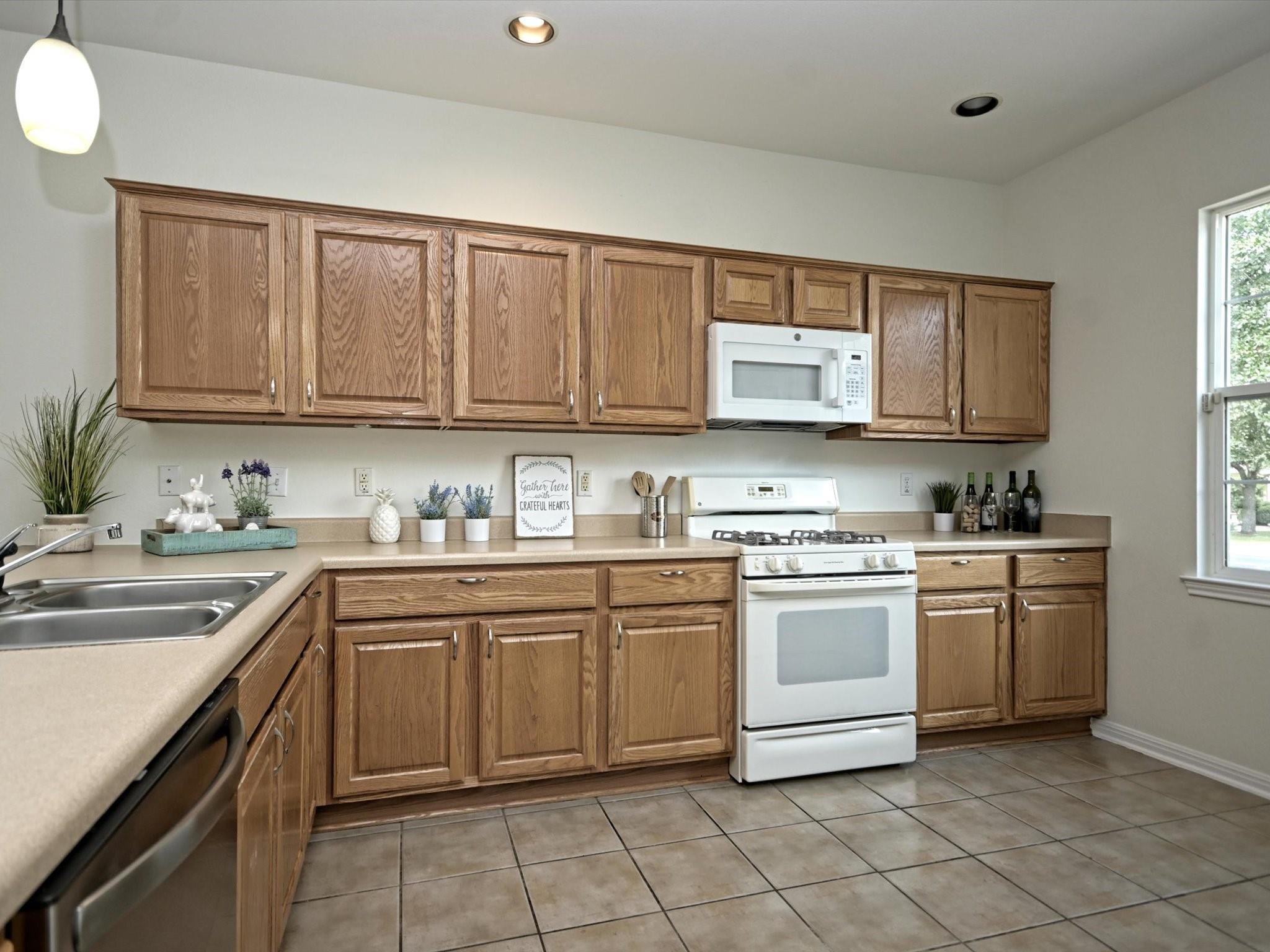 708 Texas Dr Property Photo 4