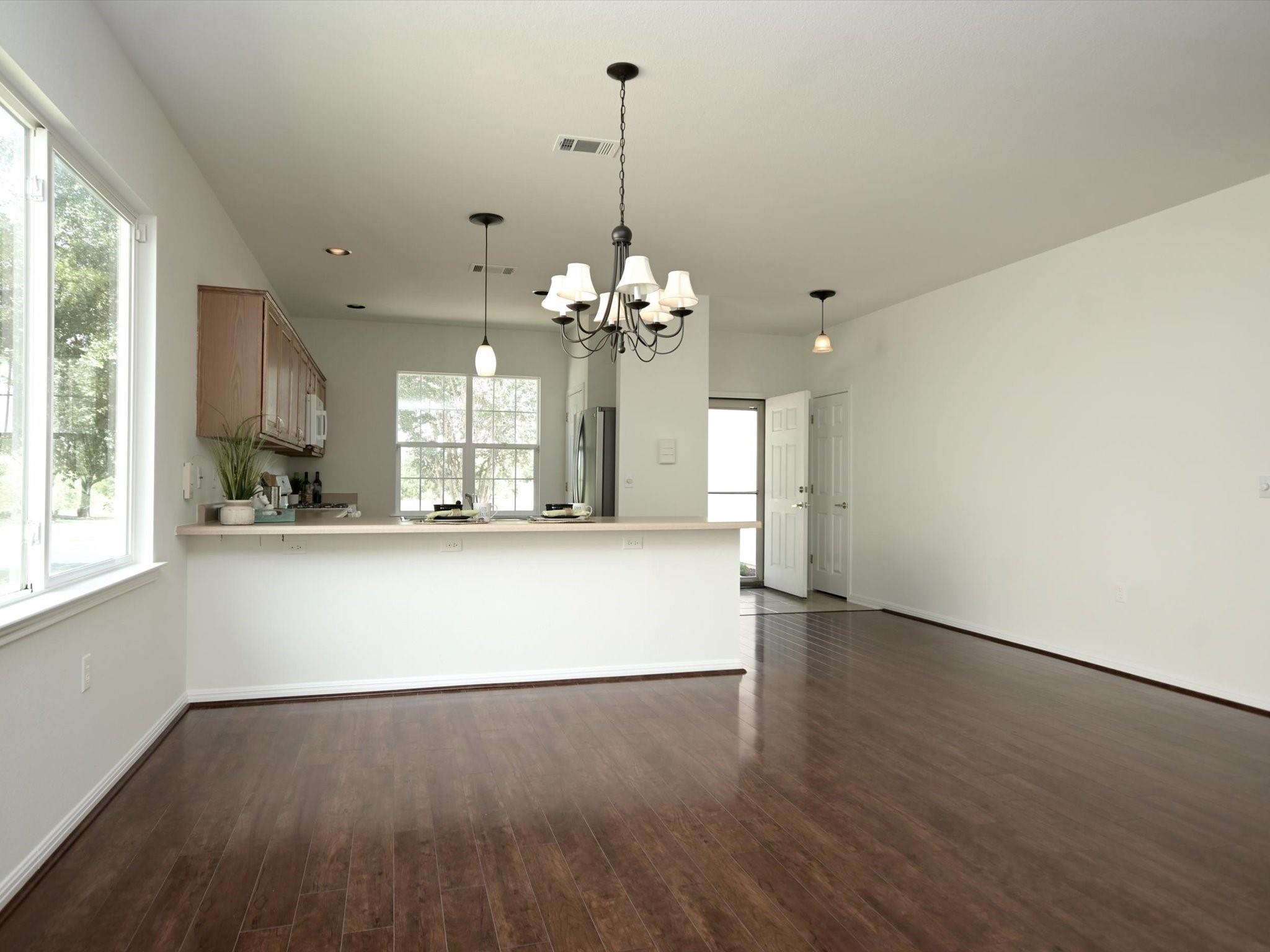 708 Texas Dr Property Photo 8
