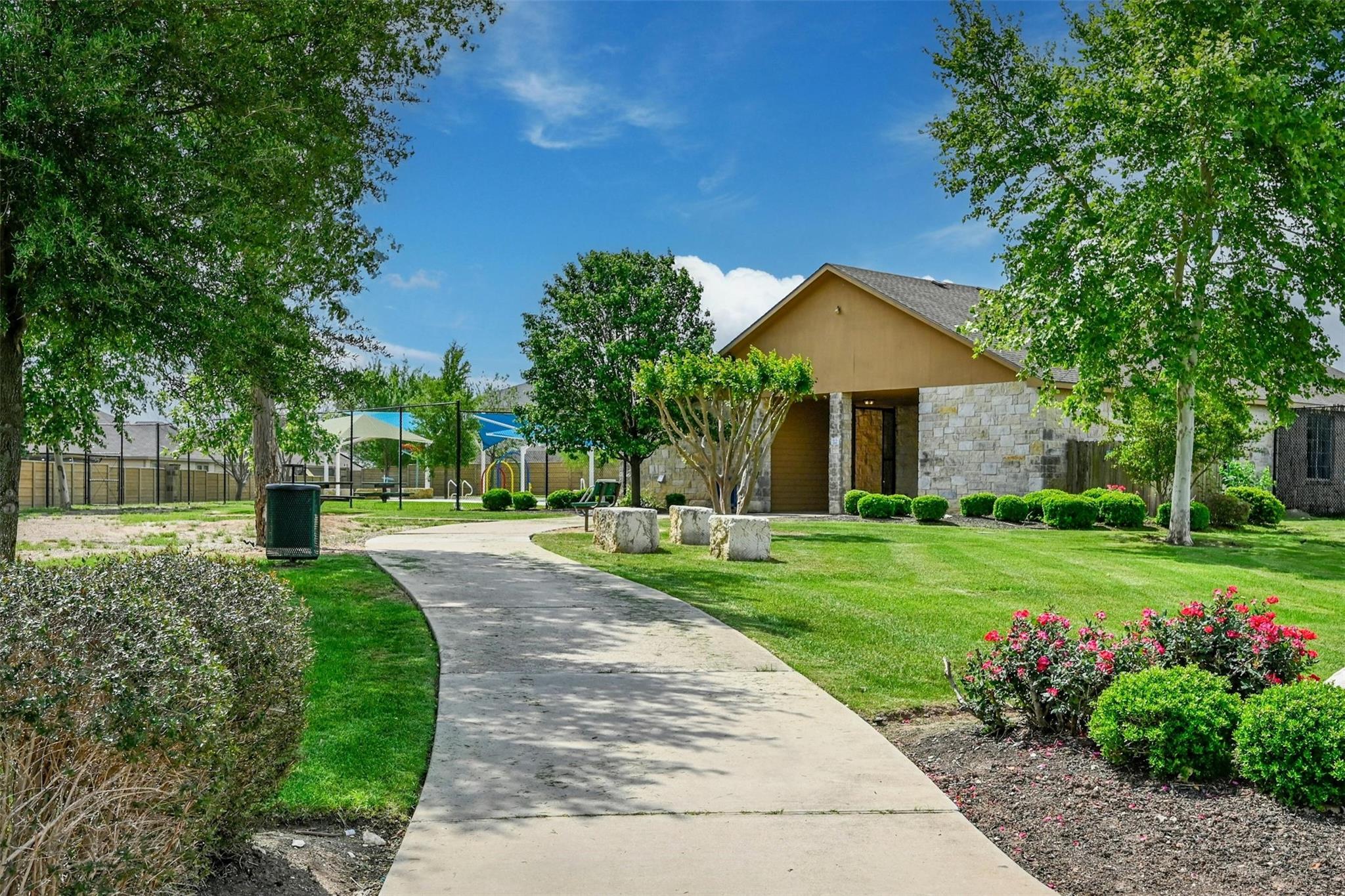 100 Comet Dr 1i Property Photo 35