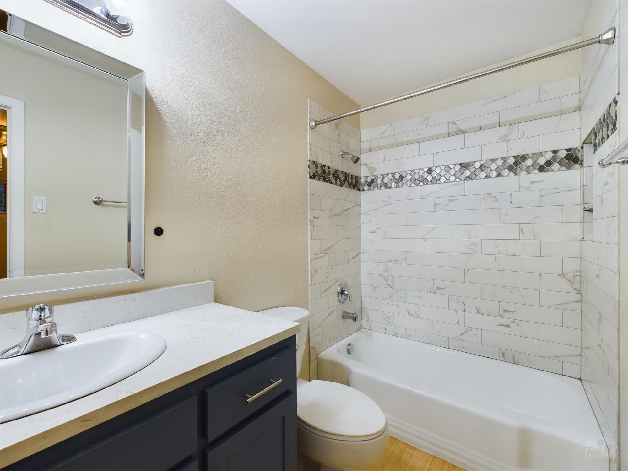 2303 East Side Dr 217 Property Photo 13