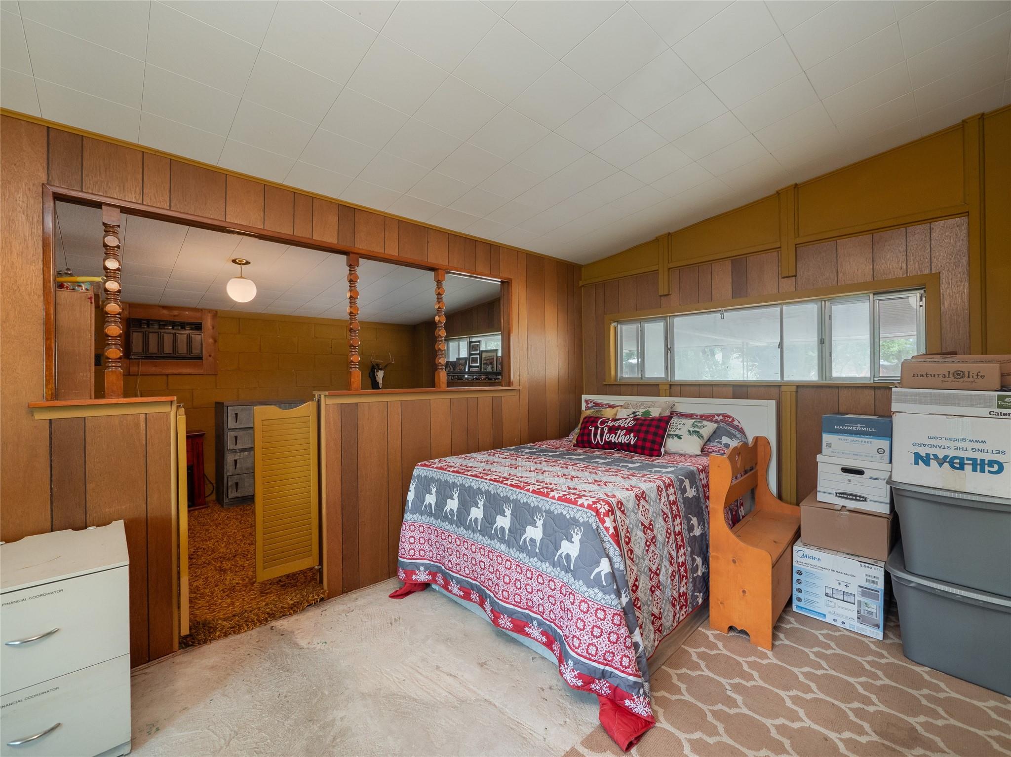 10904 Travis Dr Property Photo 18