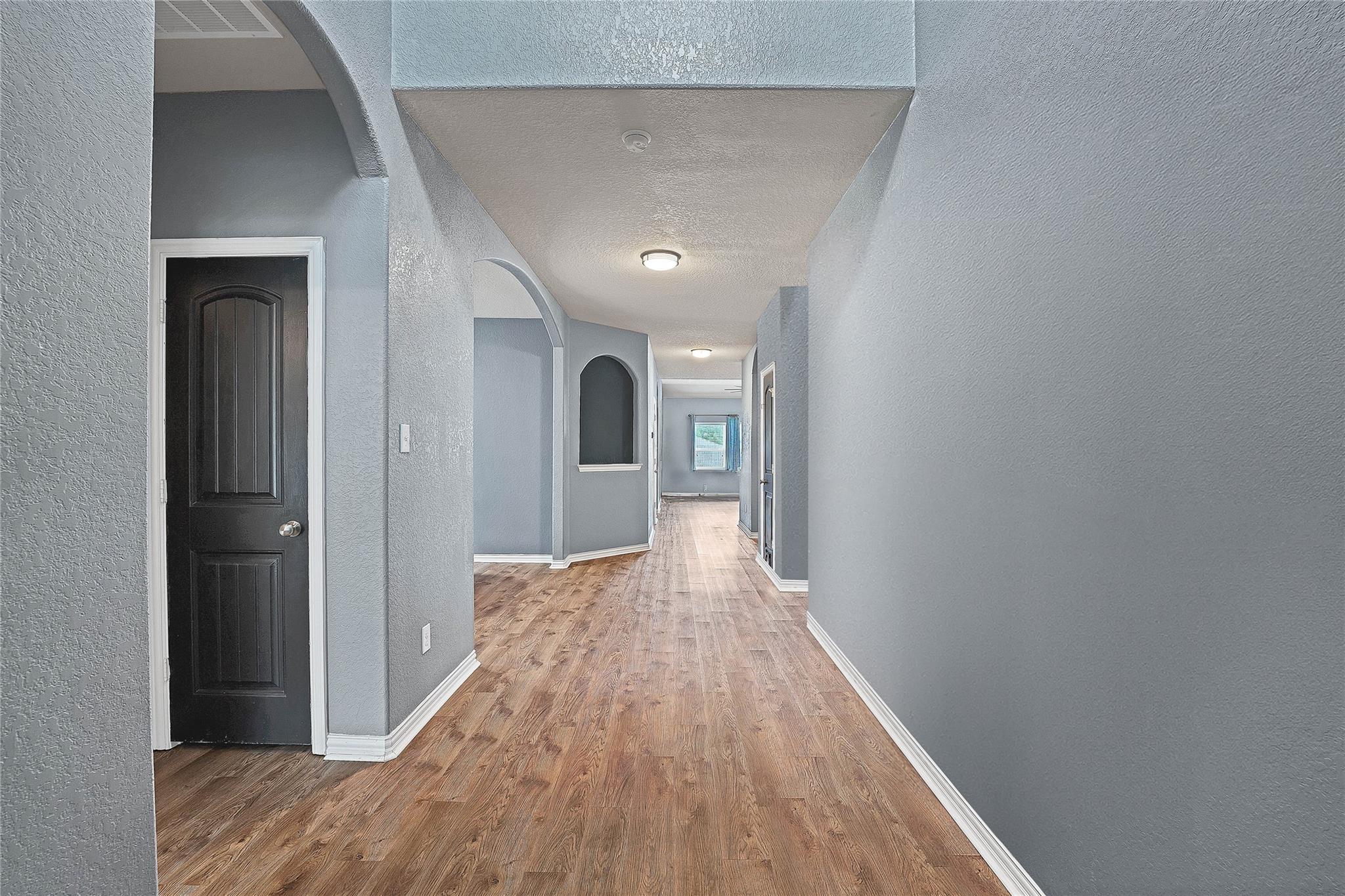 5619 Briar Knl Property Photo 2