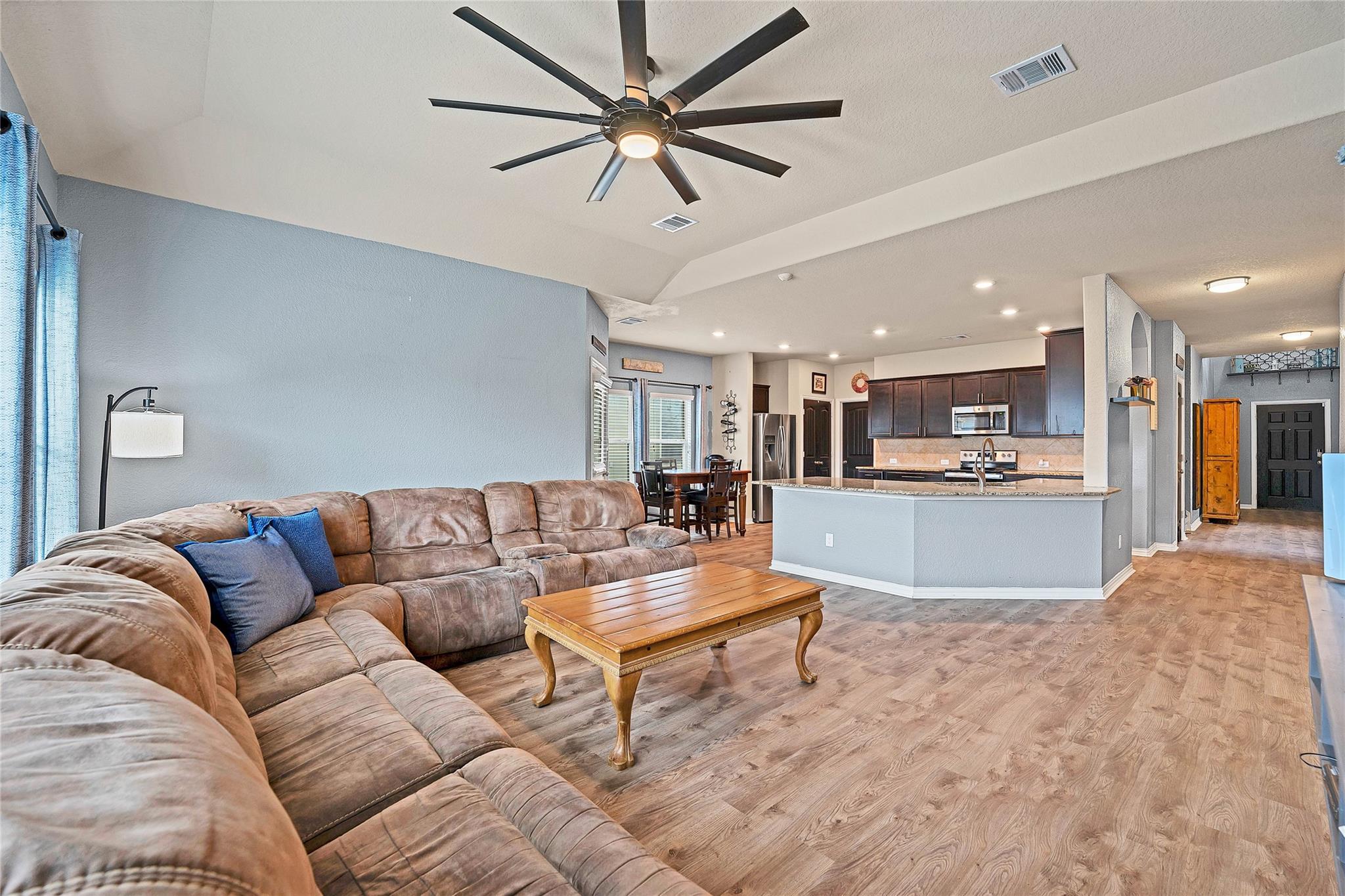 5619 Briar Knl Property Photo 6
