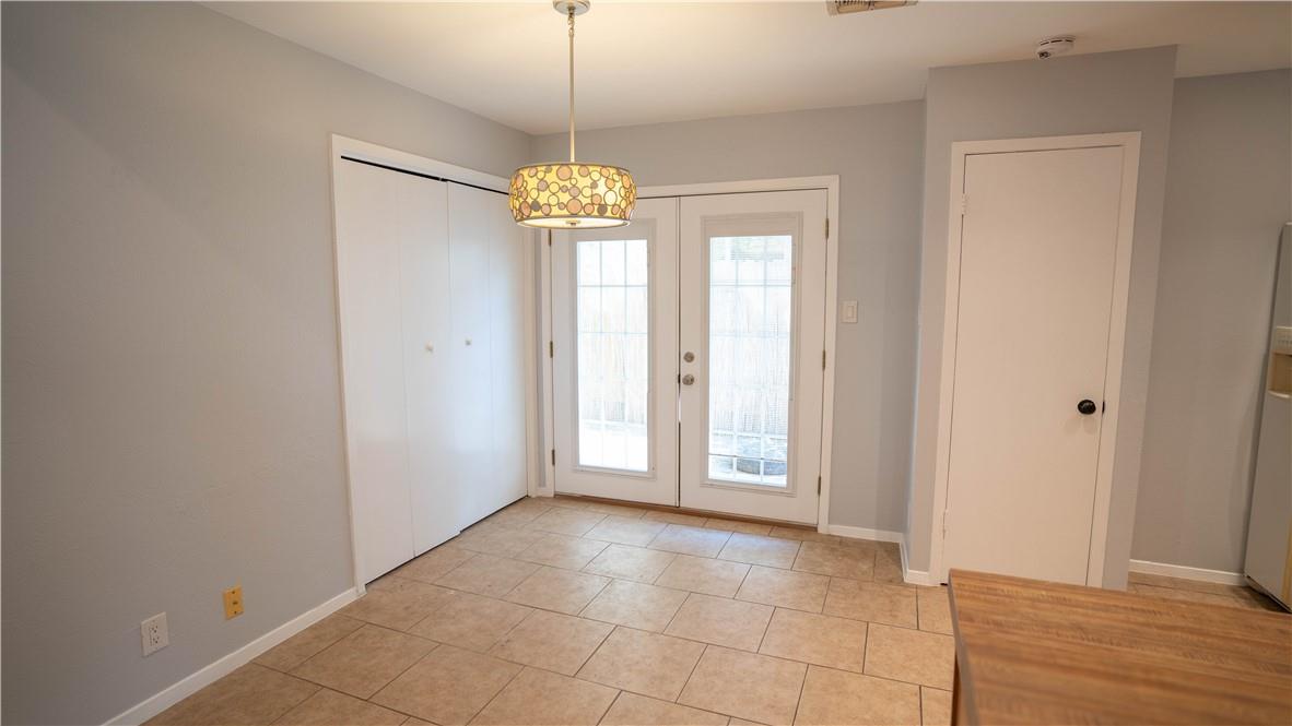 10606 Topperwein Dr B Property Photo 7