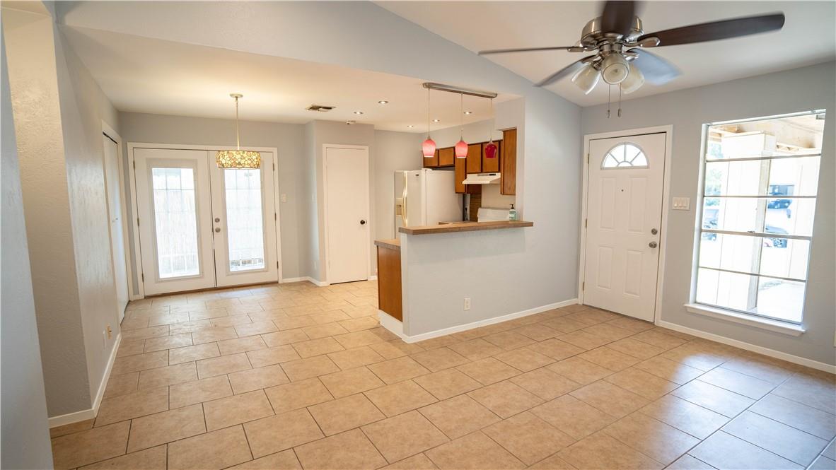 10606 Topperwein Dr B Property Photo 8