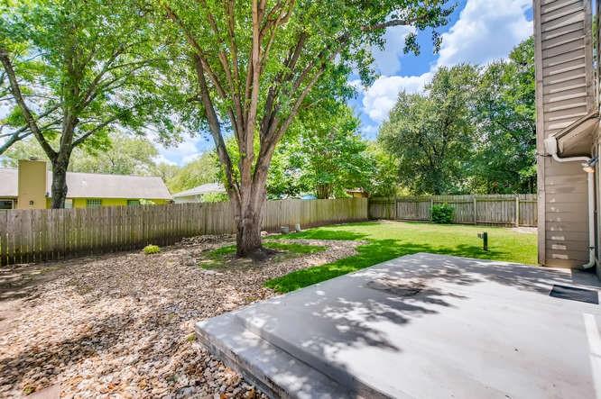 2201 Warfield Way Property Photo 19