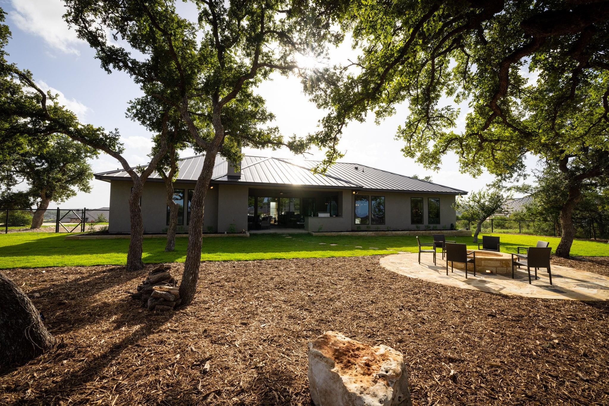 1538 Circolare Property Photo 34