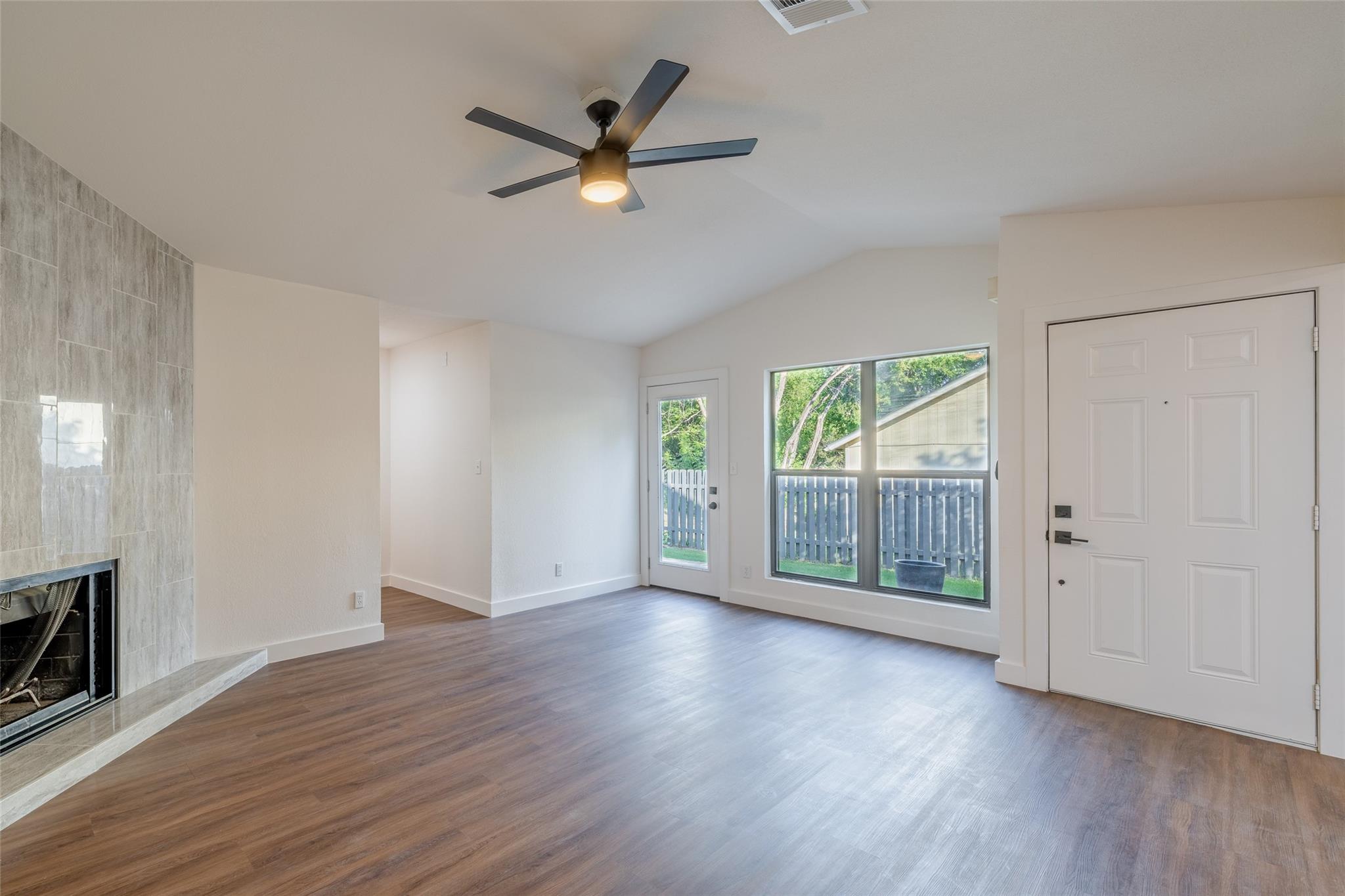 333 Fantail Loop A Property Photo 10