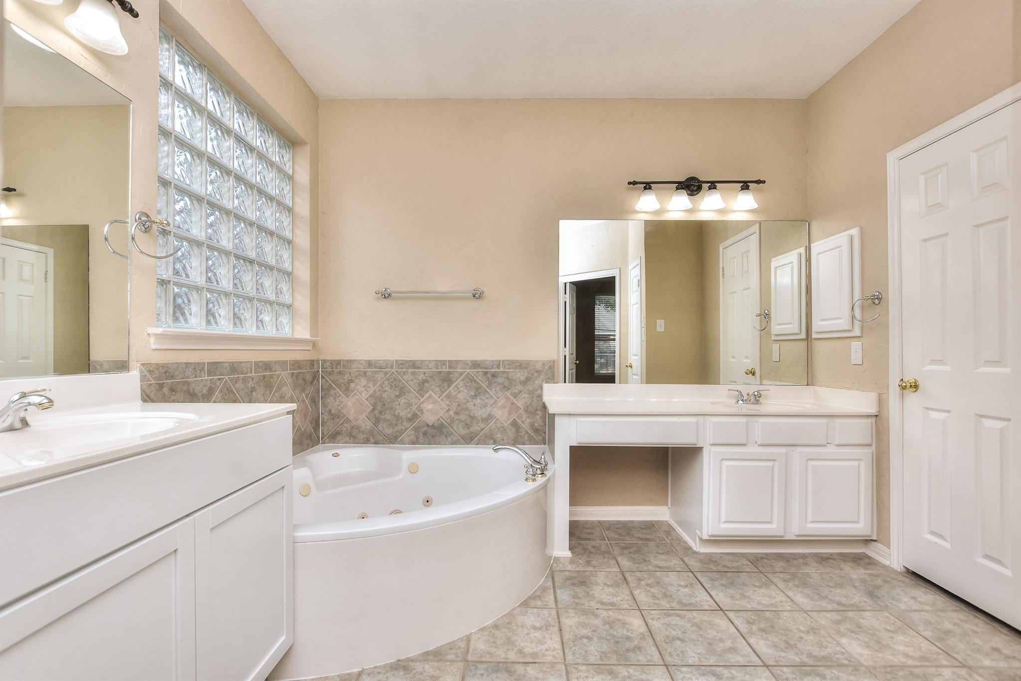 1510 Pagedale Dr Property Photo 21