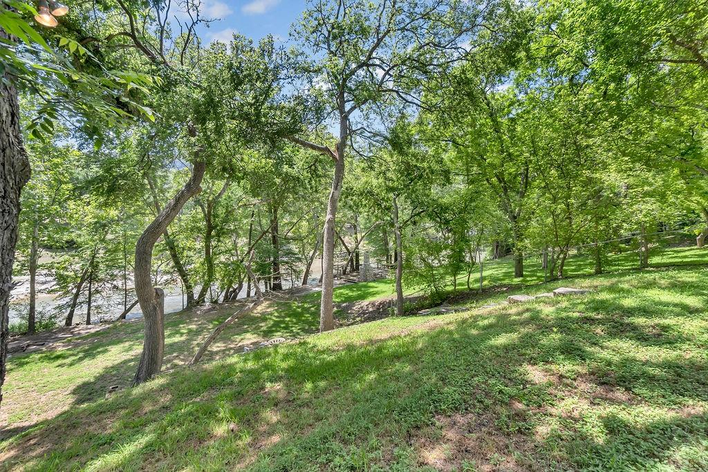 2070 Ponderosa Dr Property Photo 10