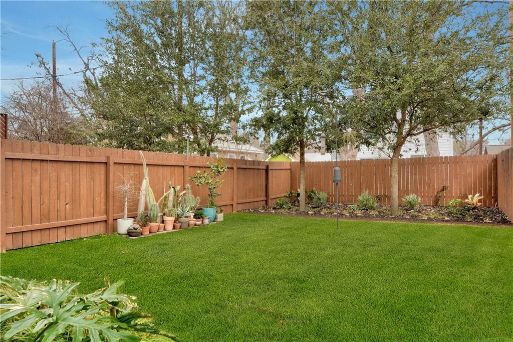 1806 Riverview St Property Photo 25