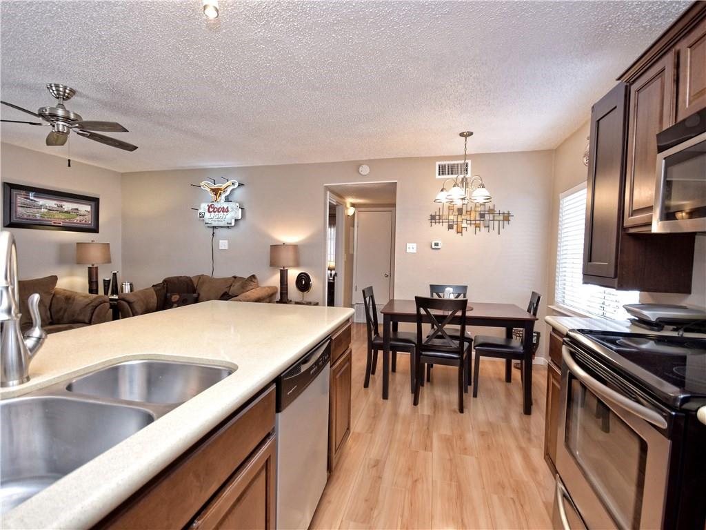 2408 Longview St 101 Property Photo 4