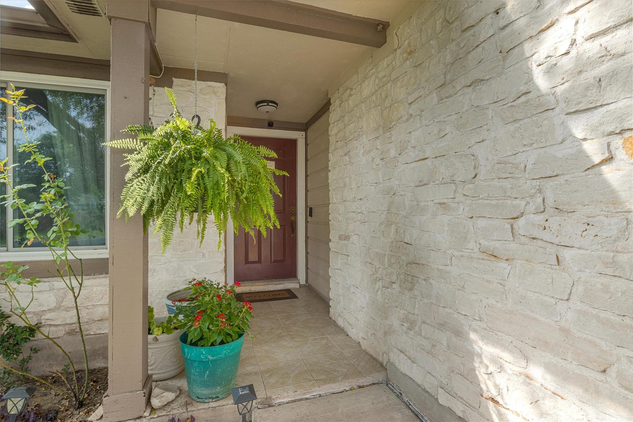 1701 Laurel Path Property Photo 2