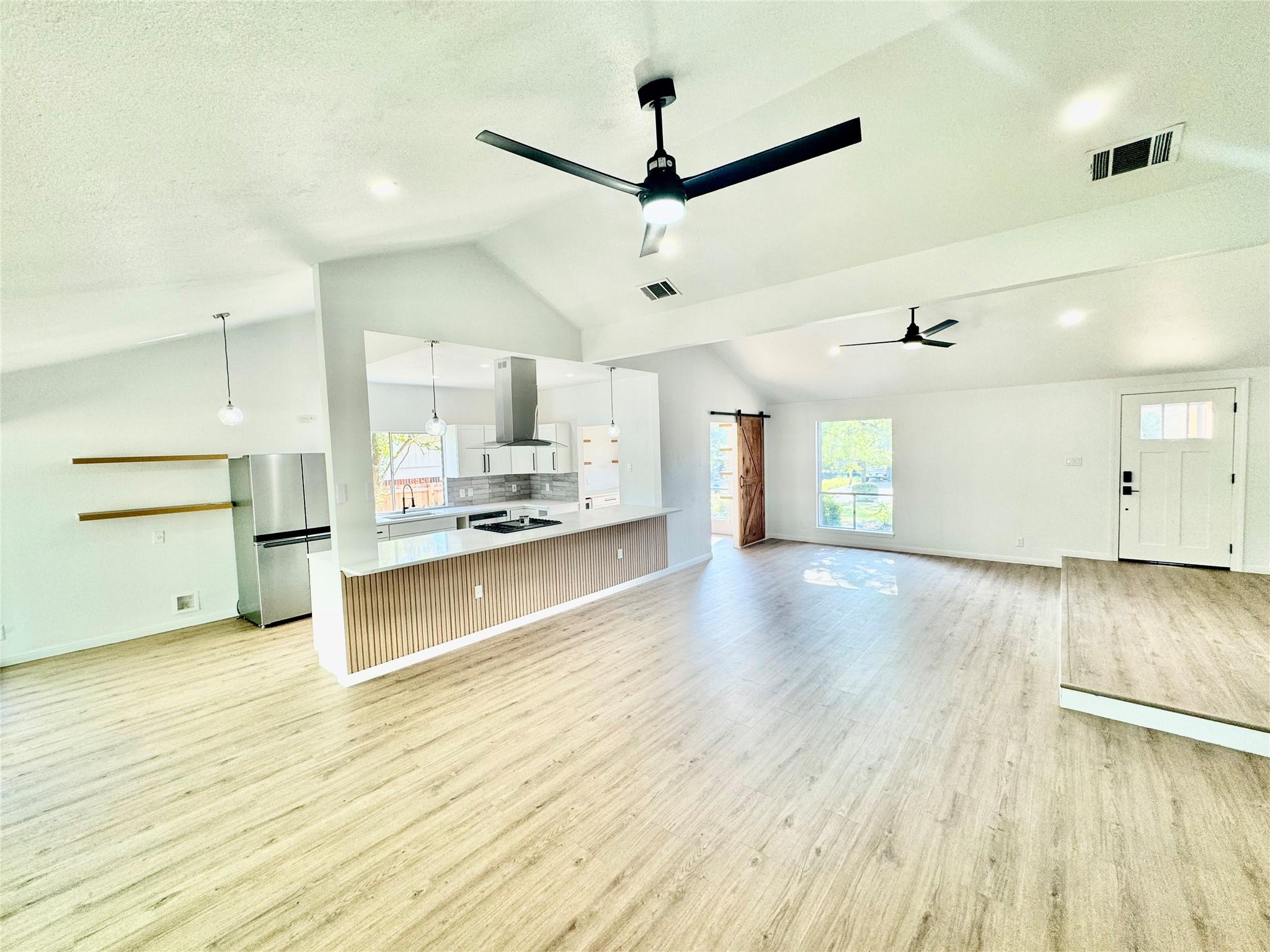 9506 Stonebridge Dr Property Photo 12