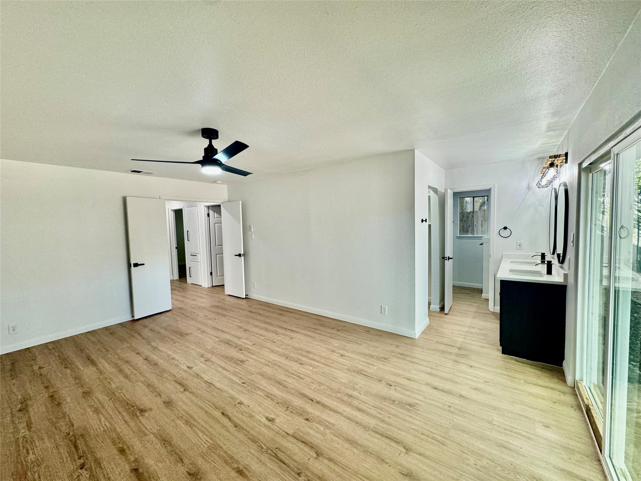 9506 Stonebridge Dr Property Photo 21