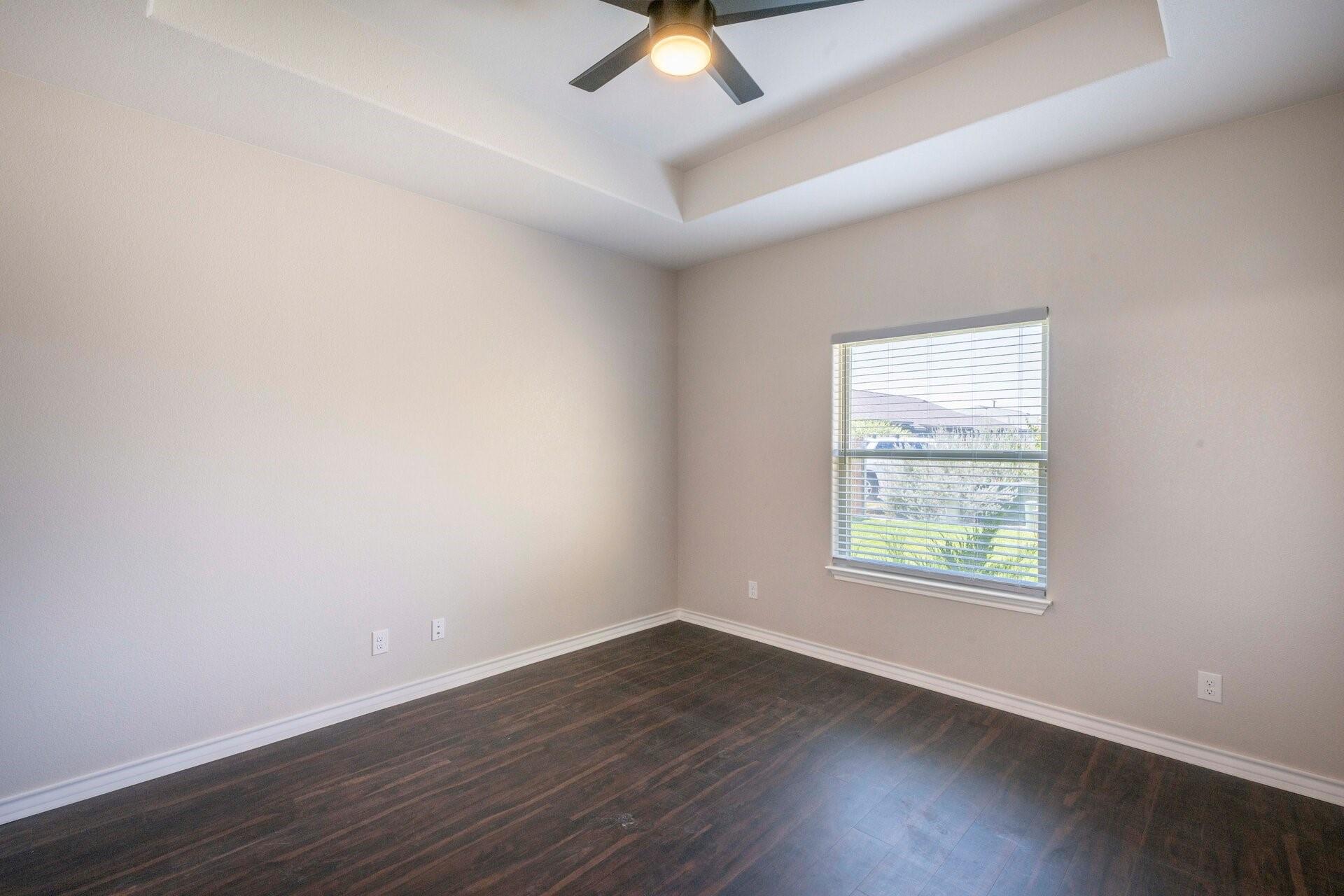 301 Navarro Way Property Photo 15