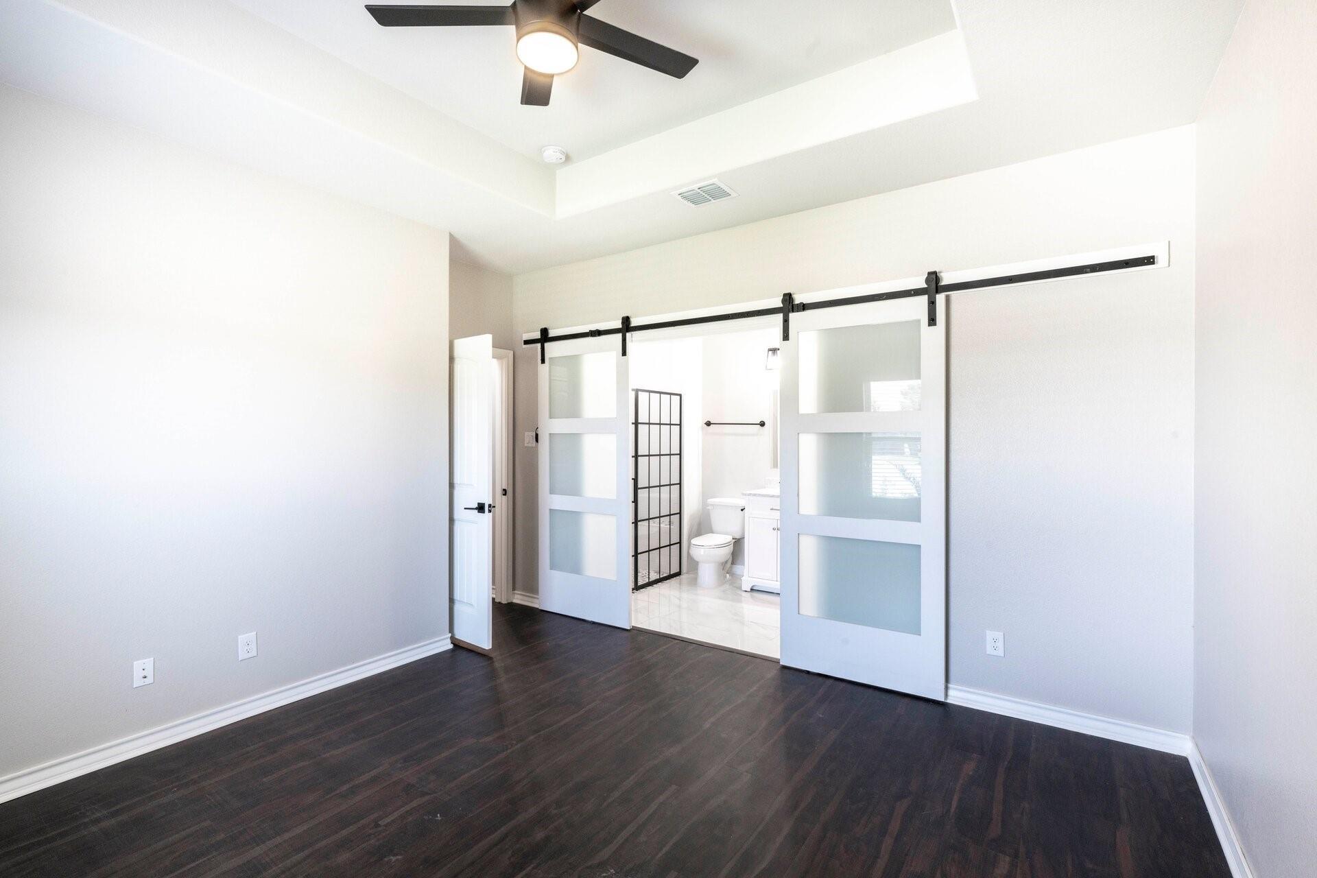 301 Navarro Way Property Photo 16