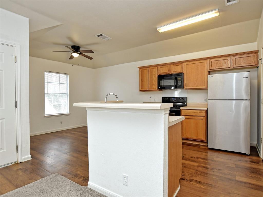 3201 El Salido Pkwy 421 Property Photo 5