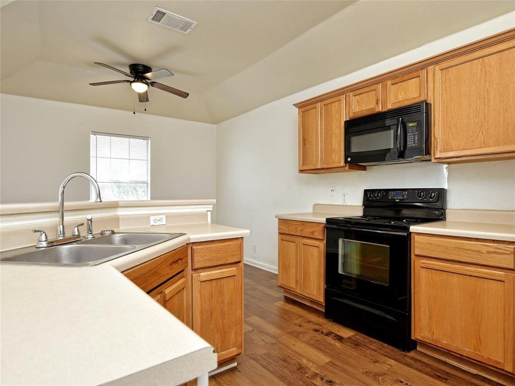 3201 El Salido Pkwy 421 Property Photo 6