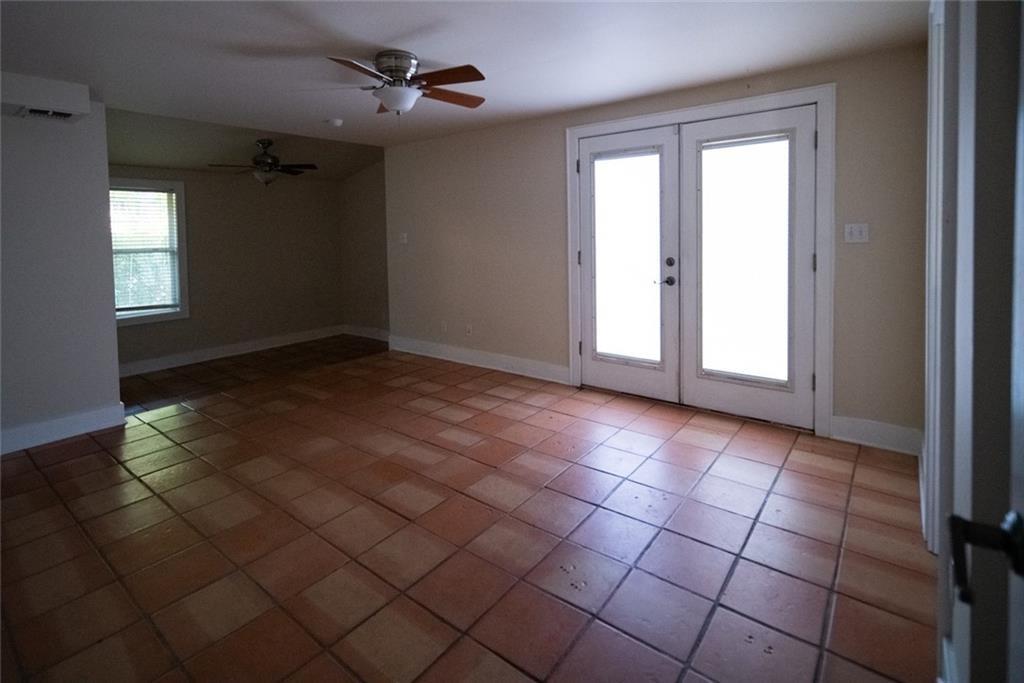 1607 Garden St A Property Photo 7