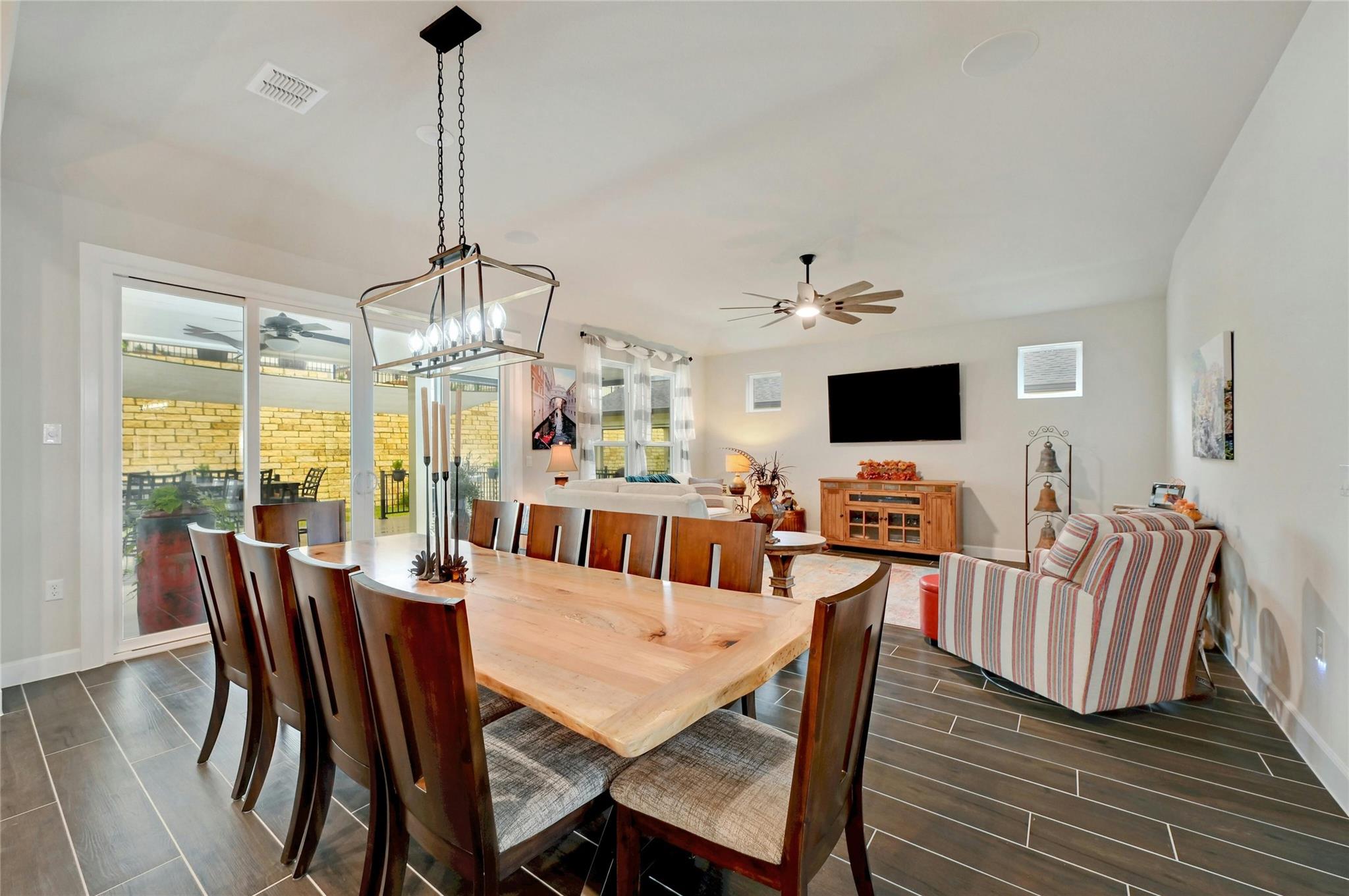 1305 Dancing Oak Ln Property Photo 11