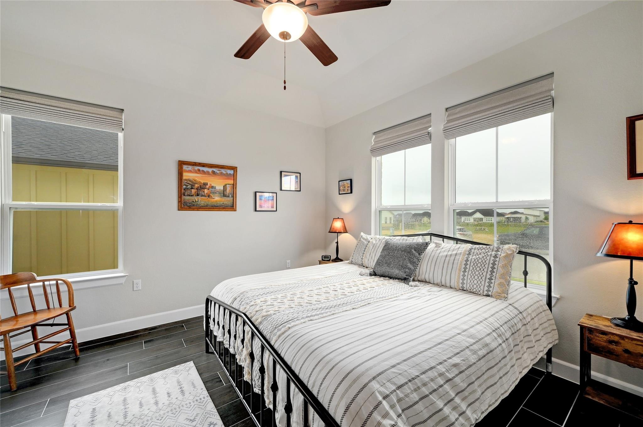 1305 Dancing Oak Ln Property Photo 22