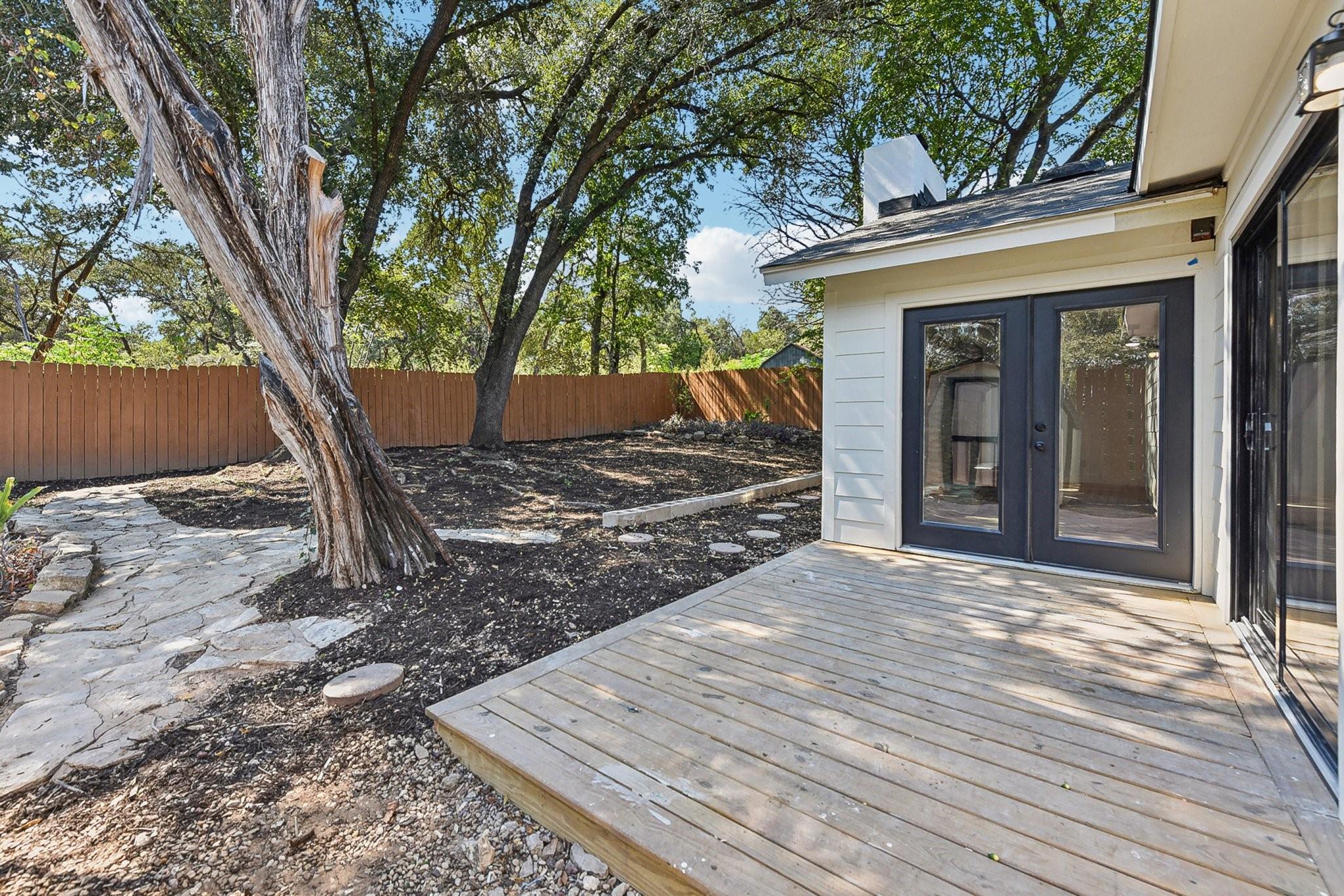 909 Austin Highlands Blvd Property Photo 13