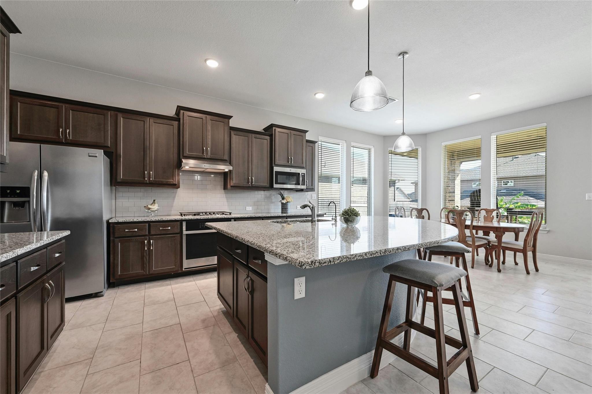 601 Baretta Loop Property Photo 12