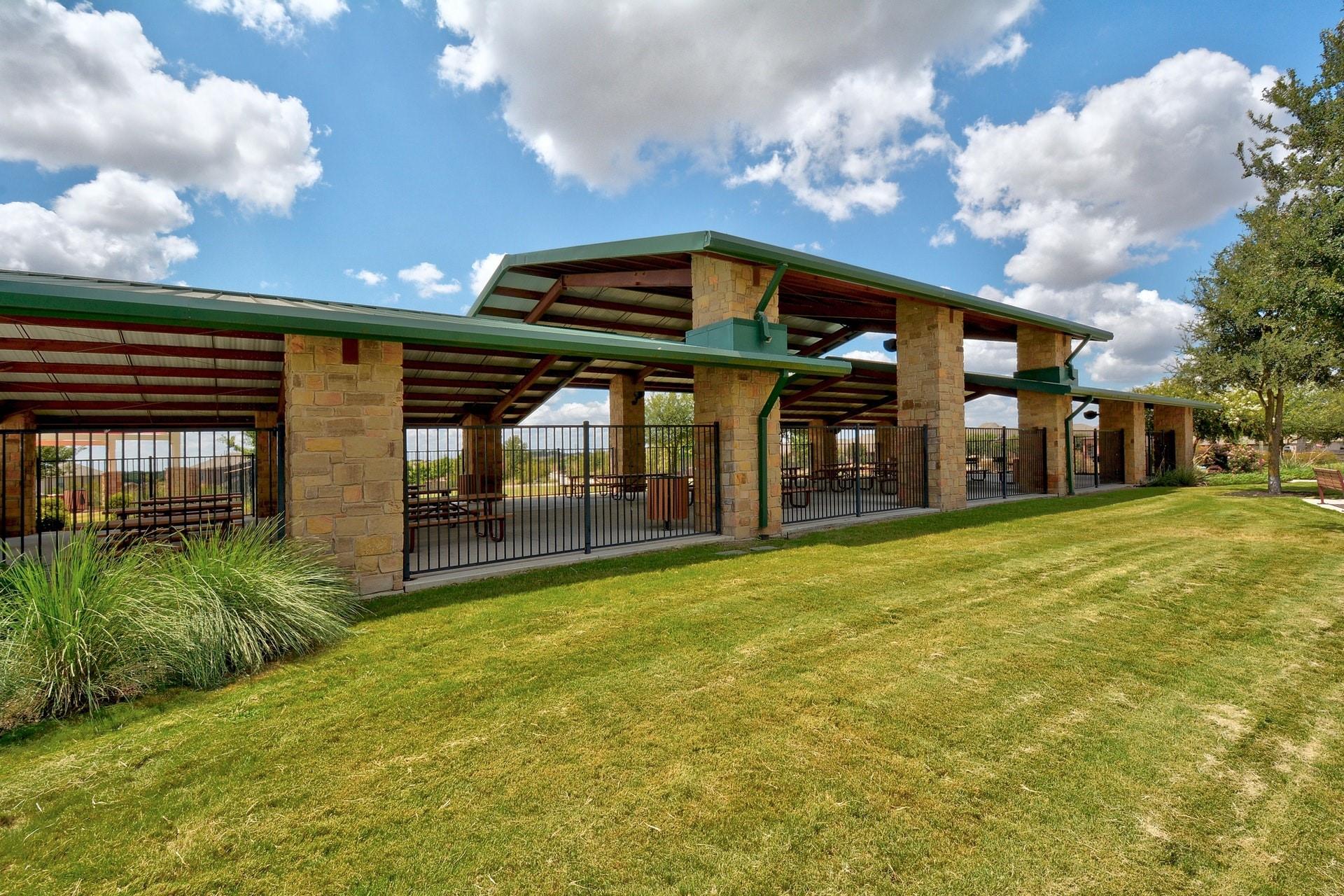 601 Baretta Loop Property Photo 37