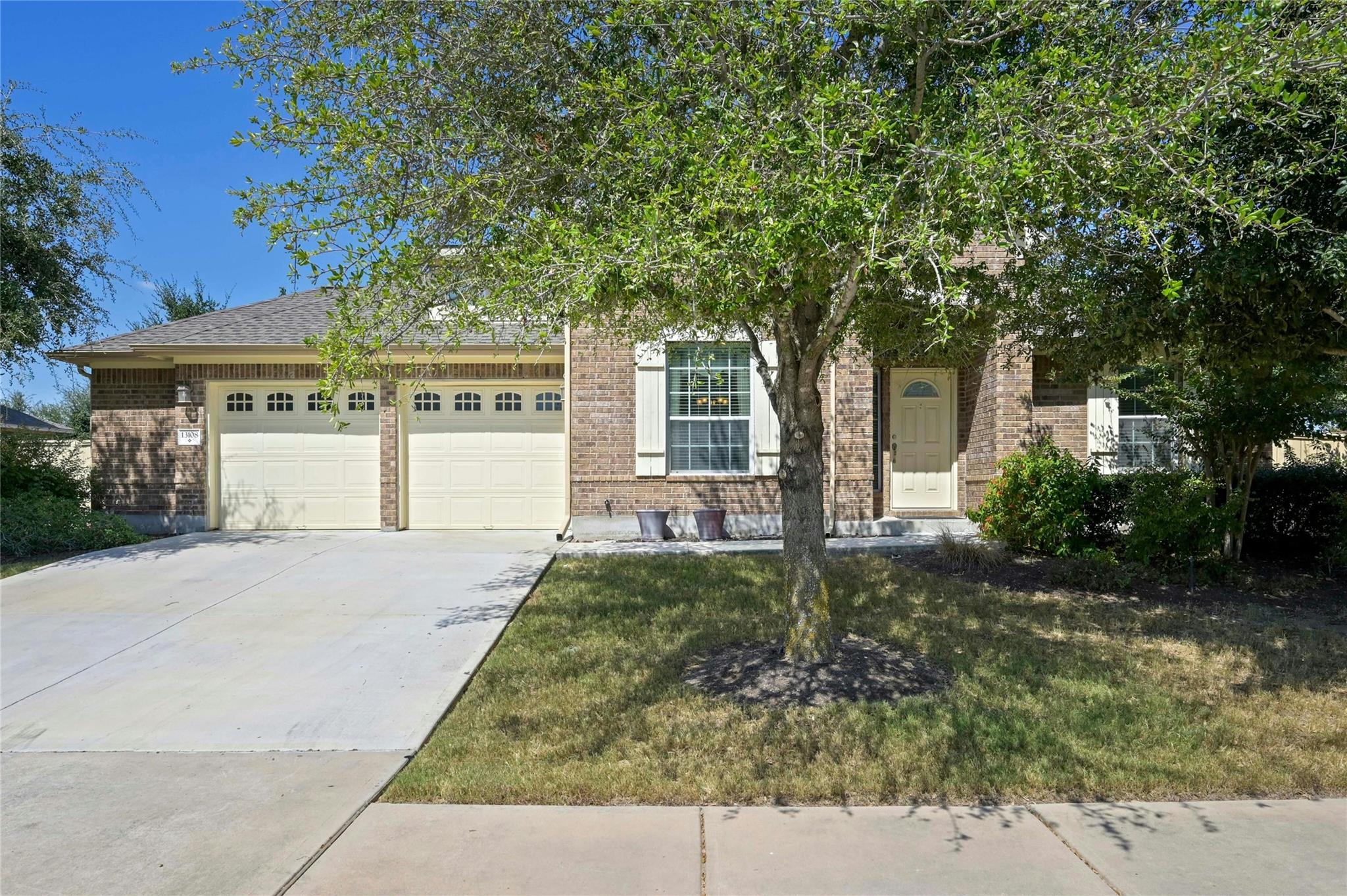 13108 Craven Ln Property Photo 2