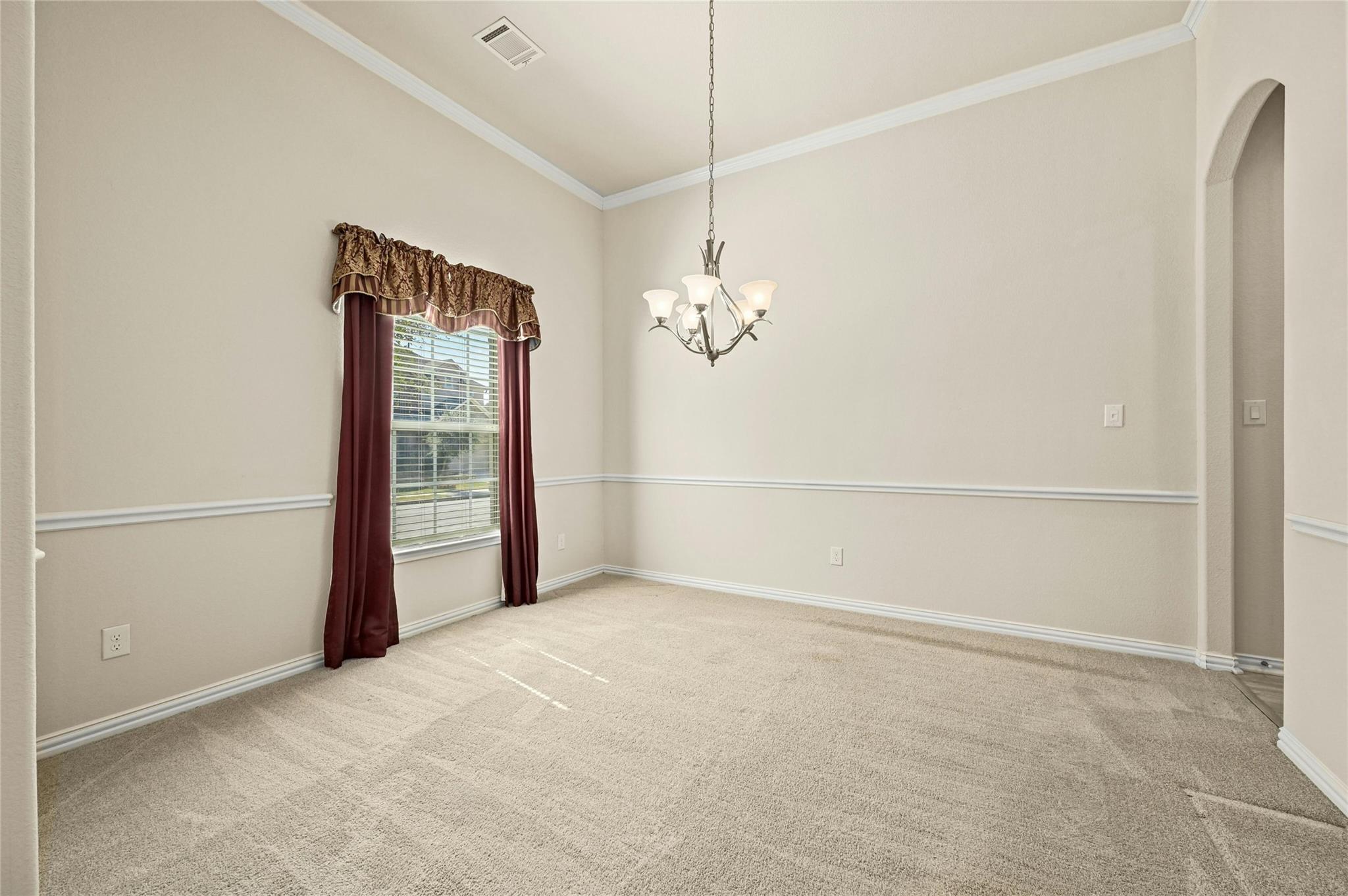 13108 Craven Ln Property Photo 6