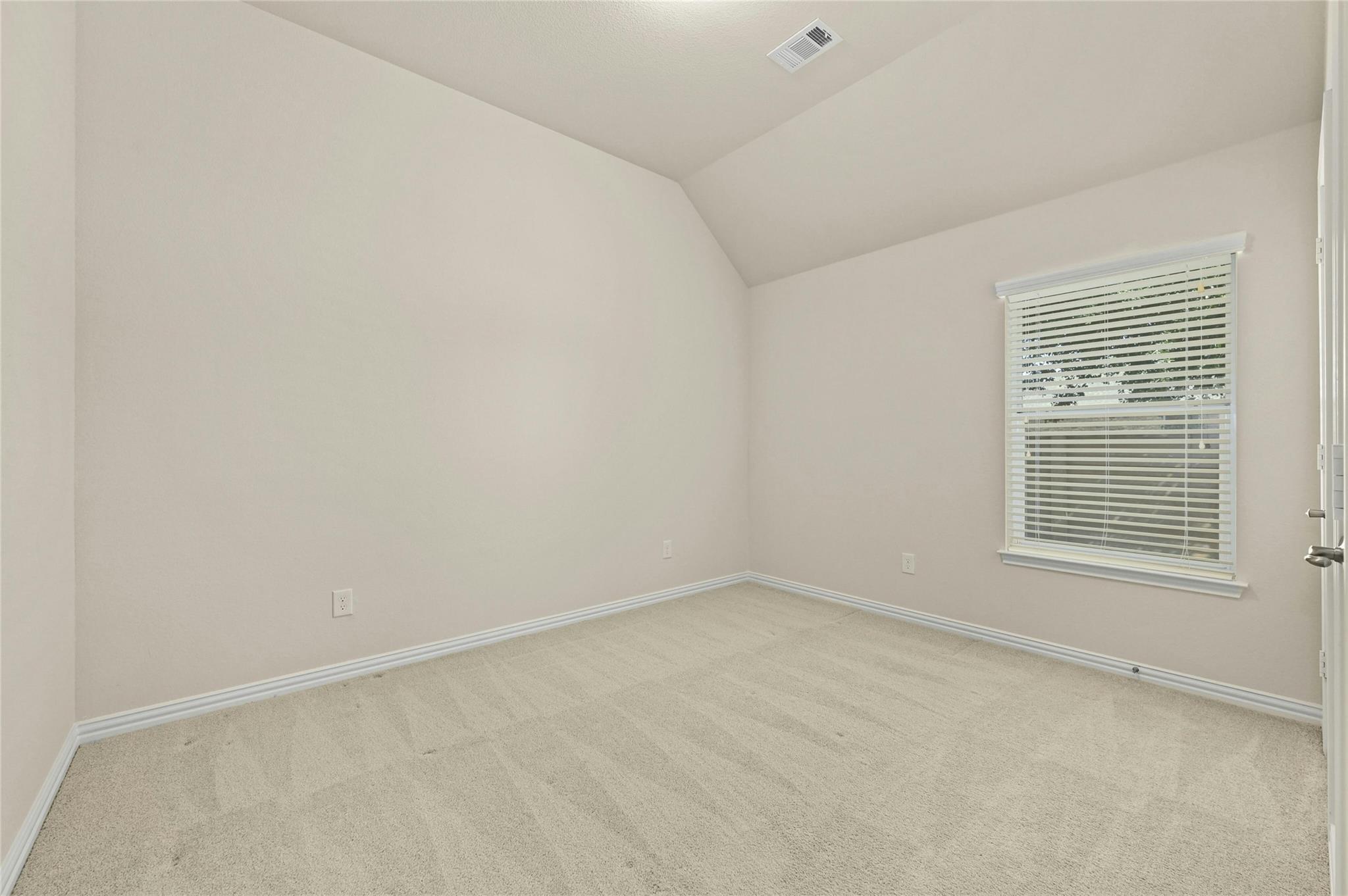 13108 Craven Ln Property Photo 7
