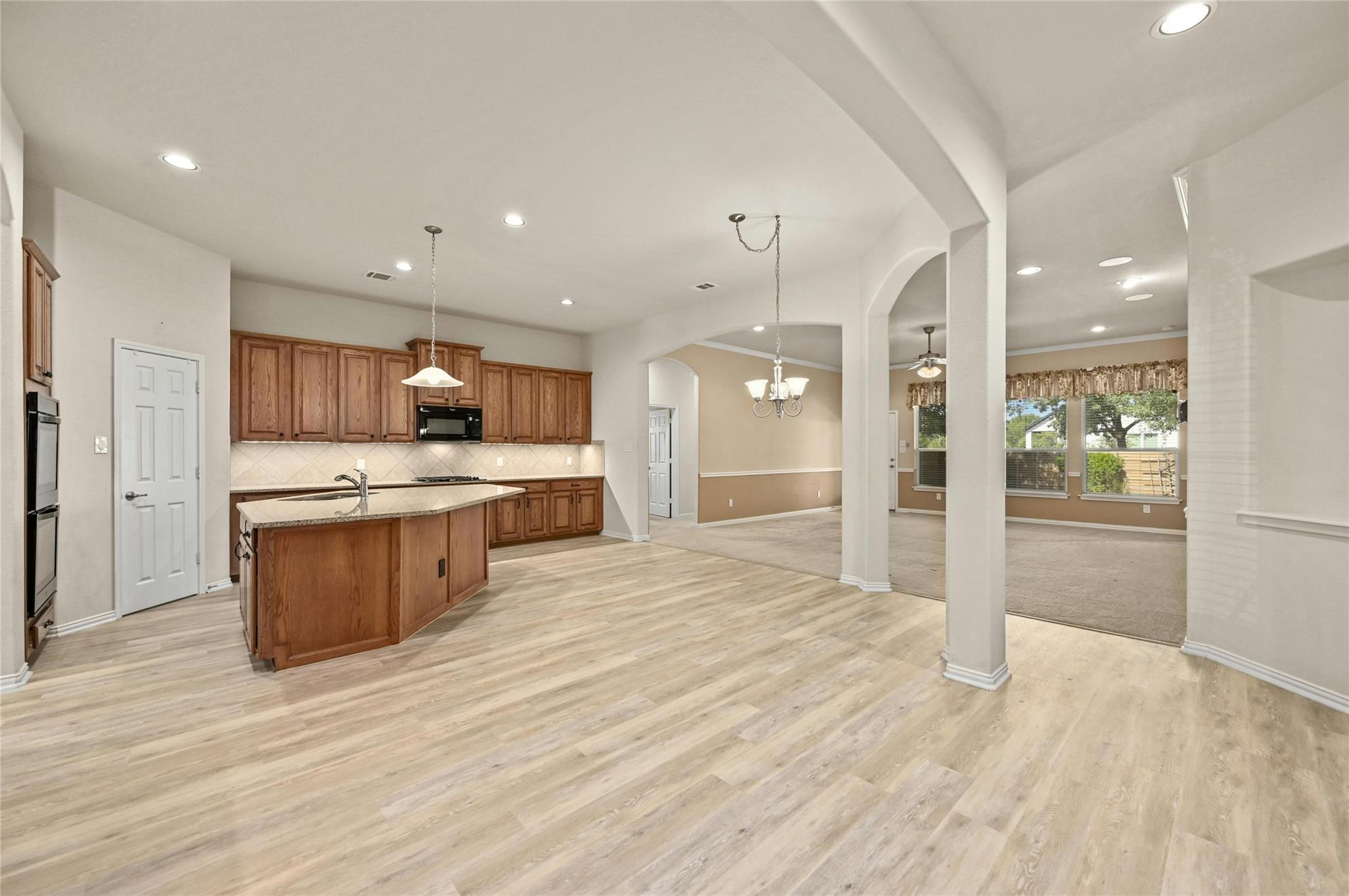 13108 Craven Ln Property Photo 13