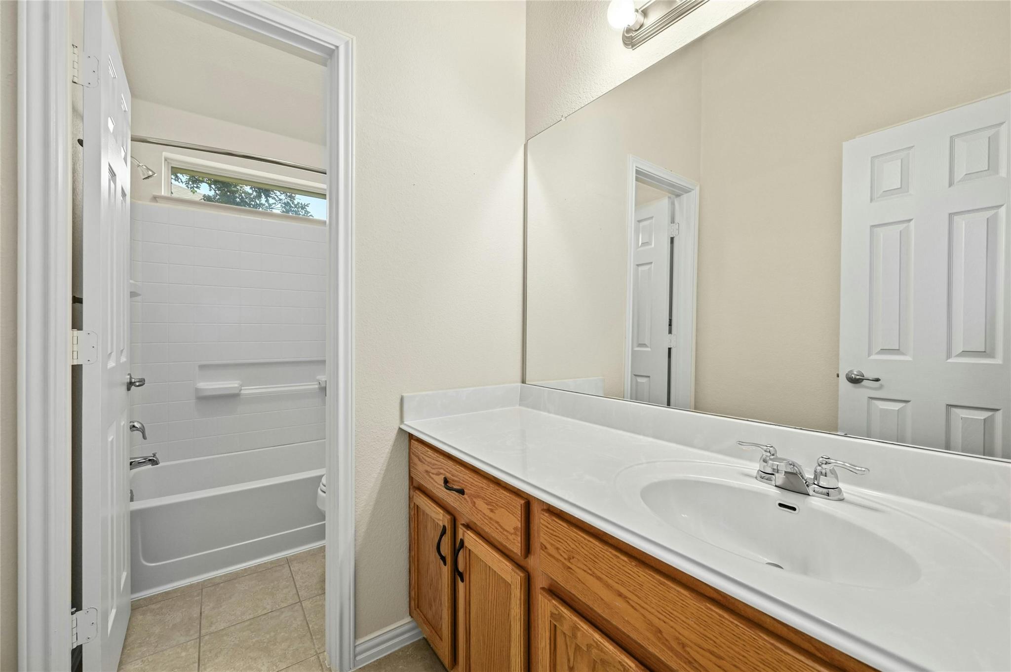 13108 Craven Ln Property Photo 24