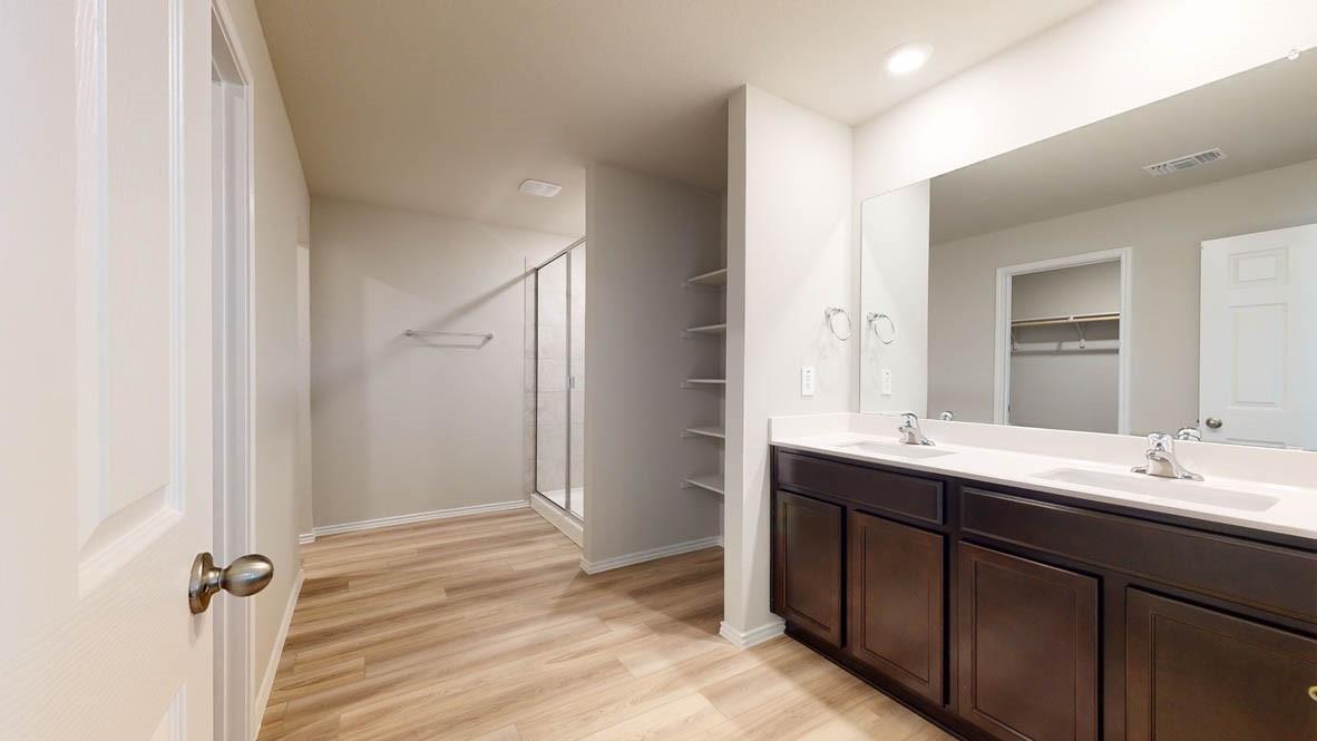 1331 Brookfield St Property Photo 15