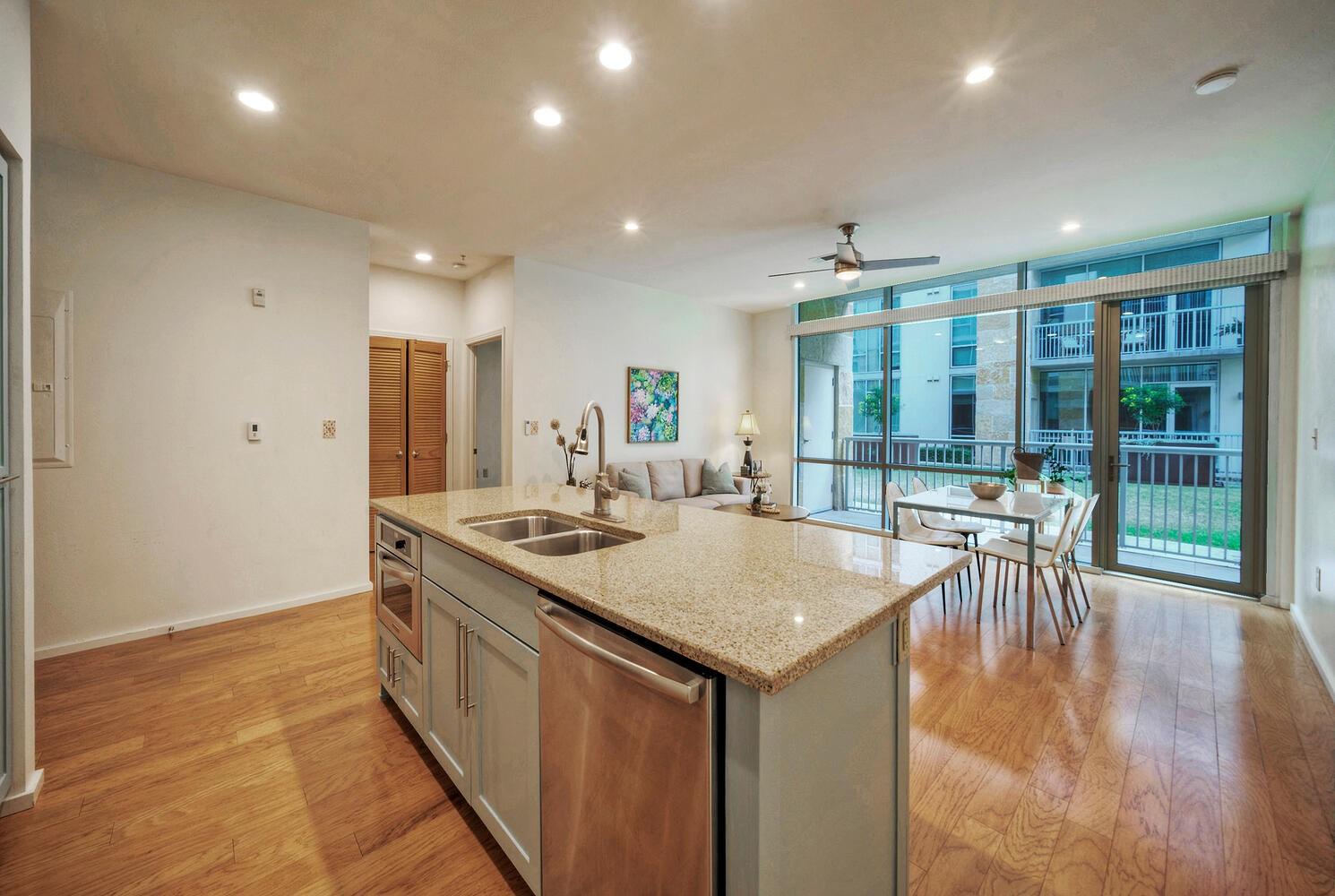 1600 Barton Springs Rd 1103 Property Photo 2