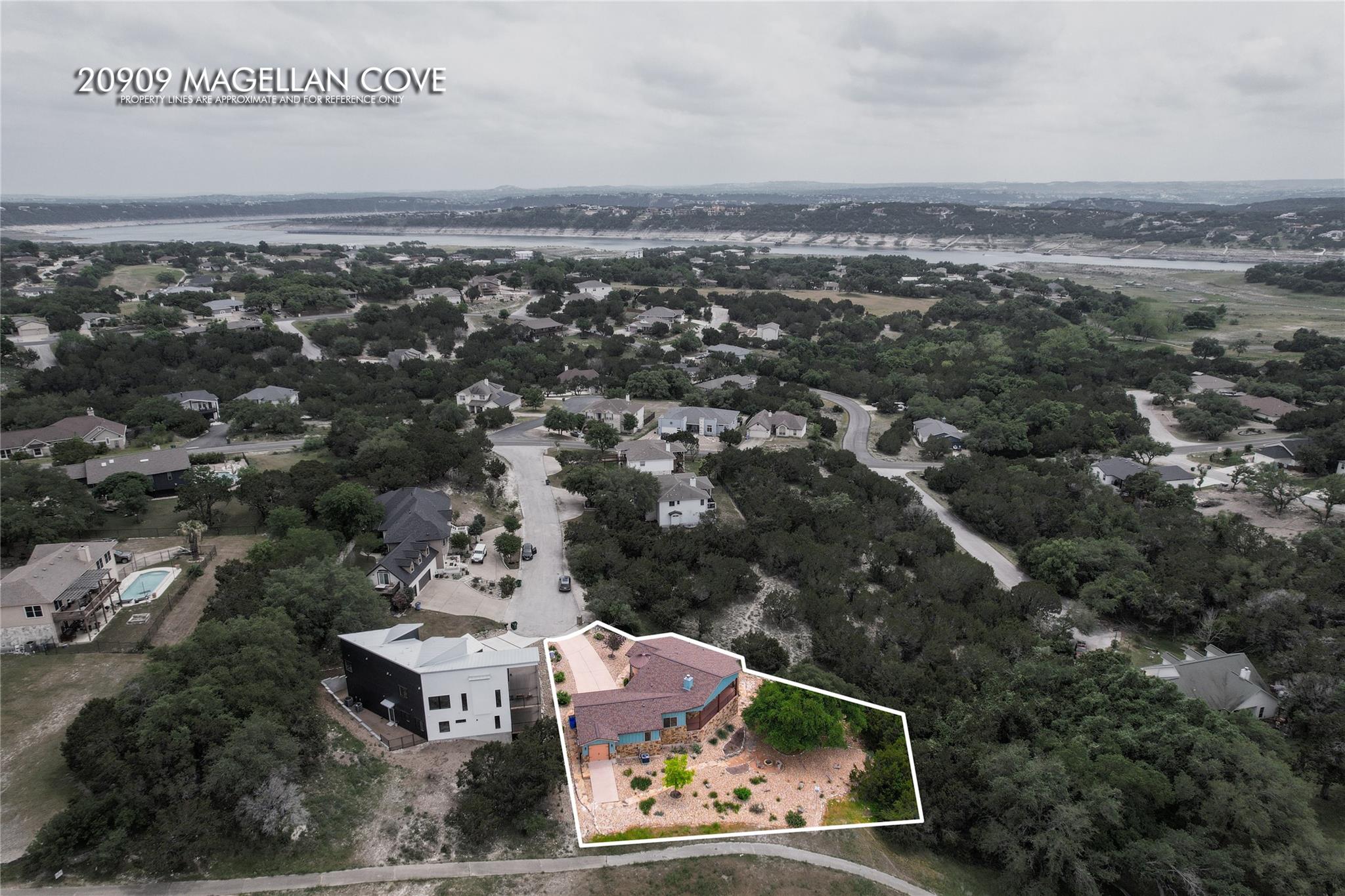 20909 Magellan Cv Property Photo 32