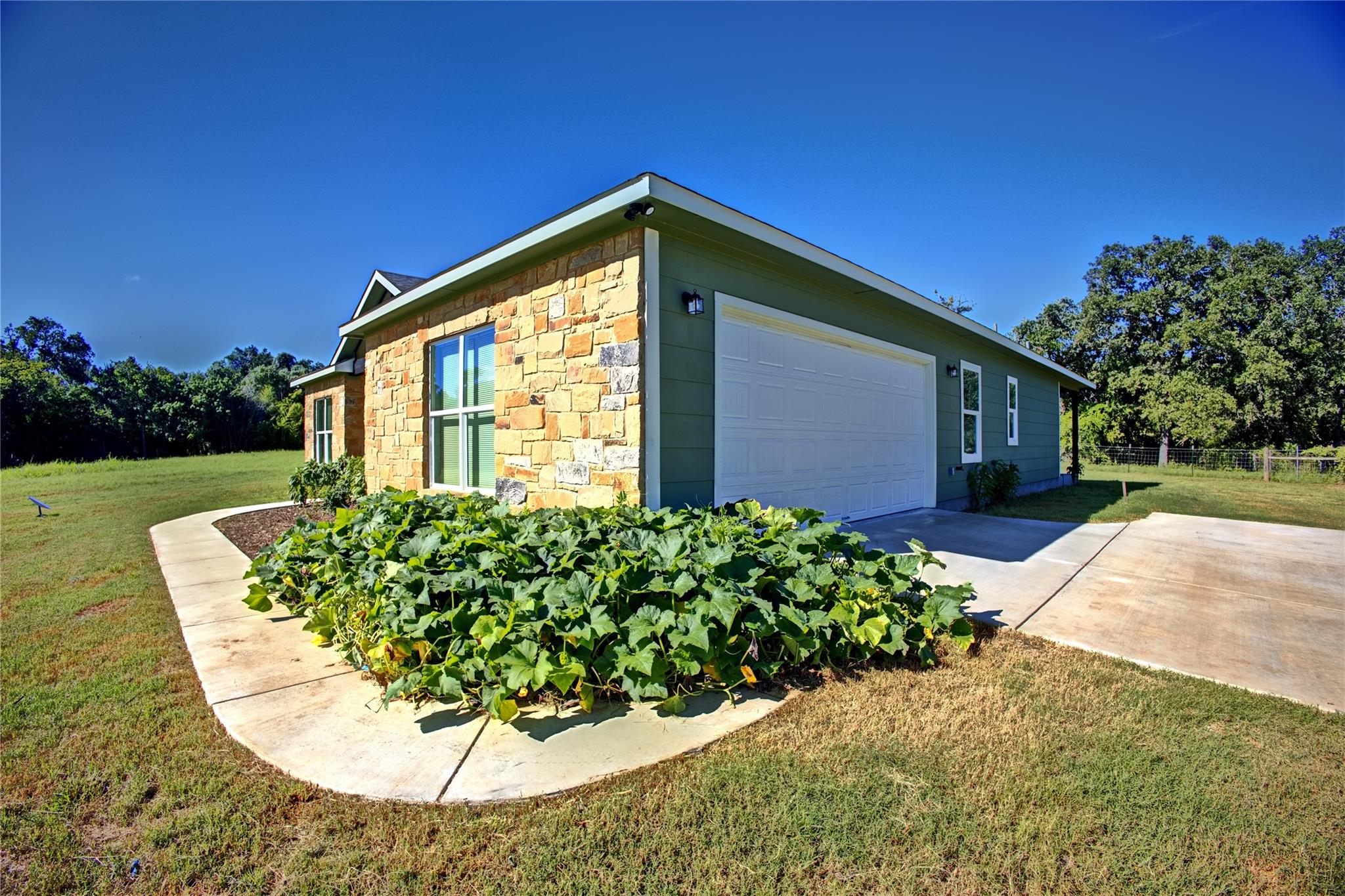 1597 County Road 314 Property Photo 3