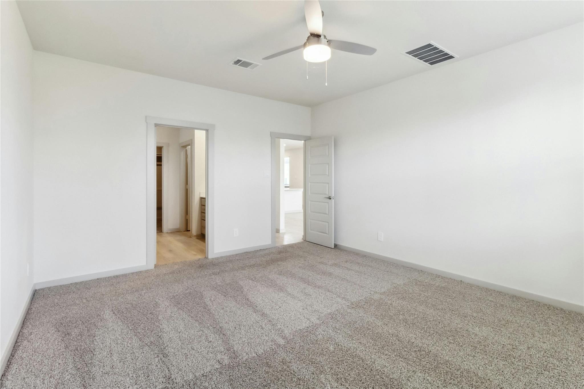108 New Haven St Property Photo 19