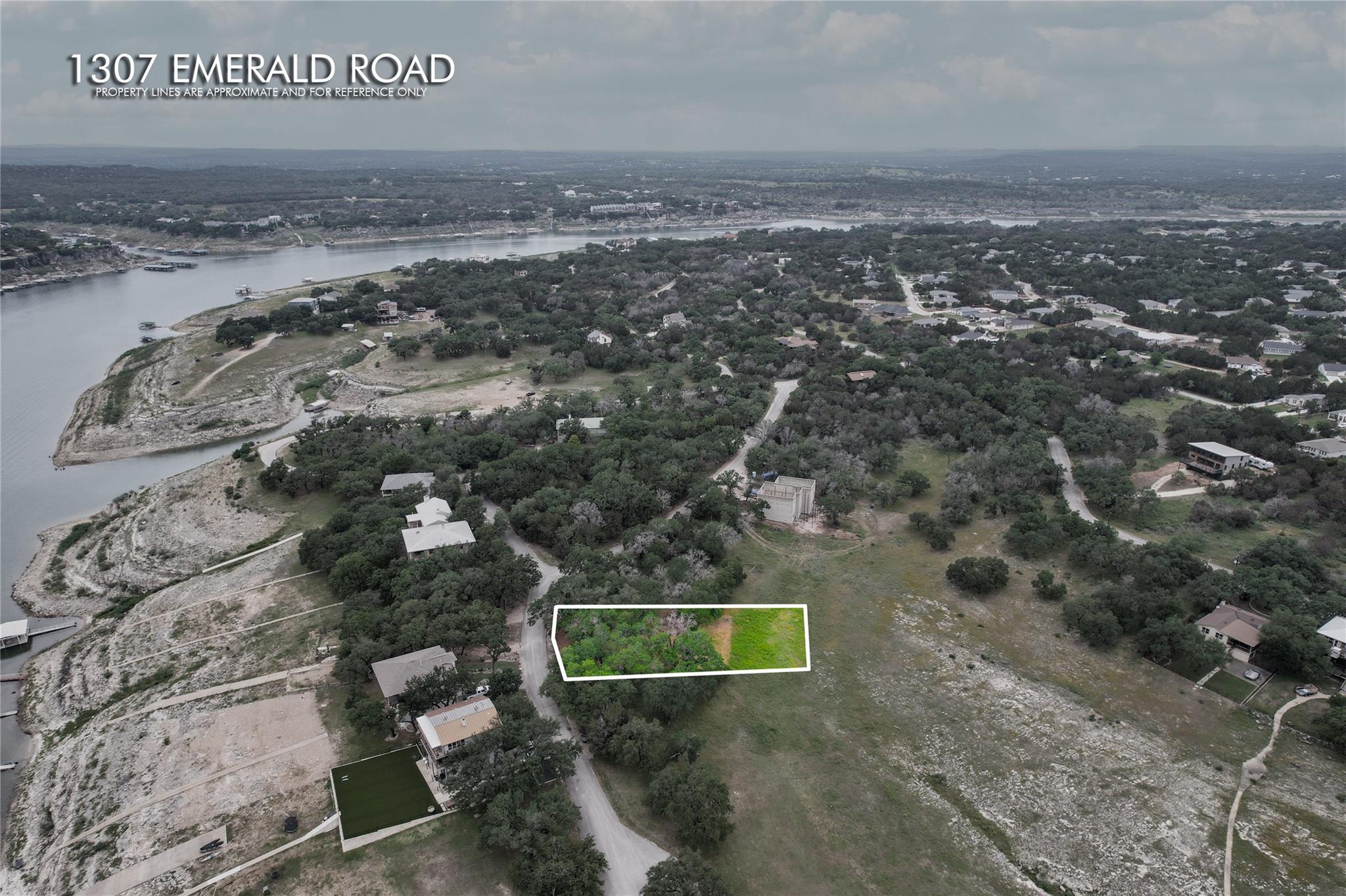 1307 Emerald Rd Property Photo 11