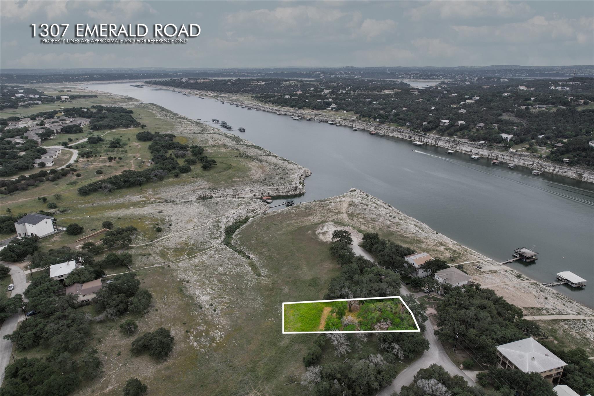 1307 Emerald Rd Property Photo 16