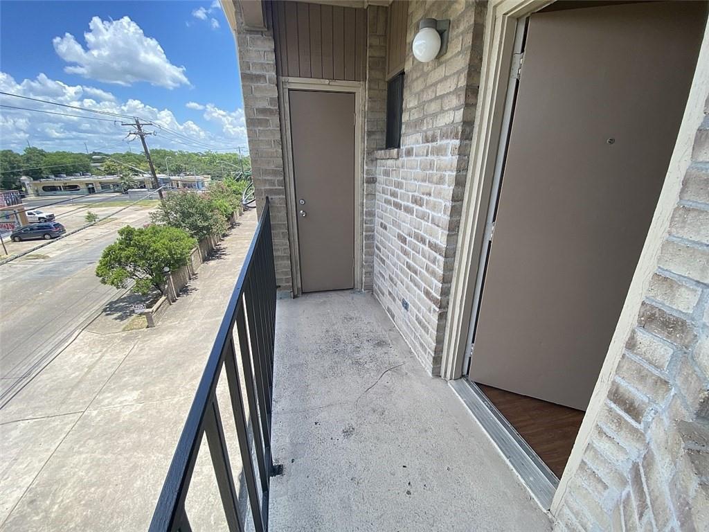 3316 Guadalupe St 311 Property Photo 9