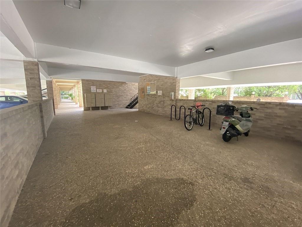 3316 Guadalupe St 311 Property Photo 12