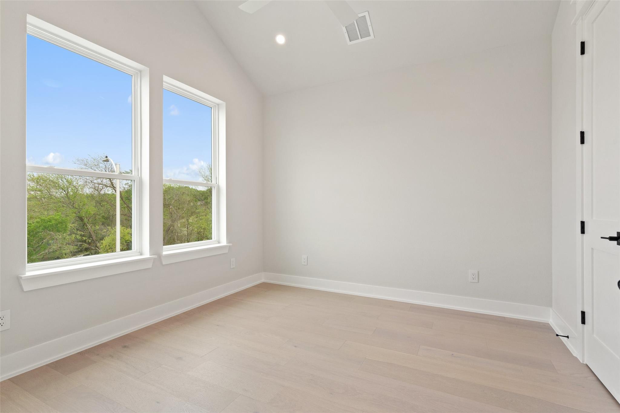 6208 Friendswood Dr Property Photo 23